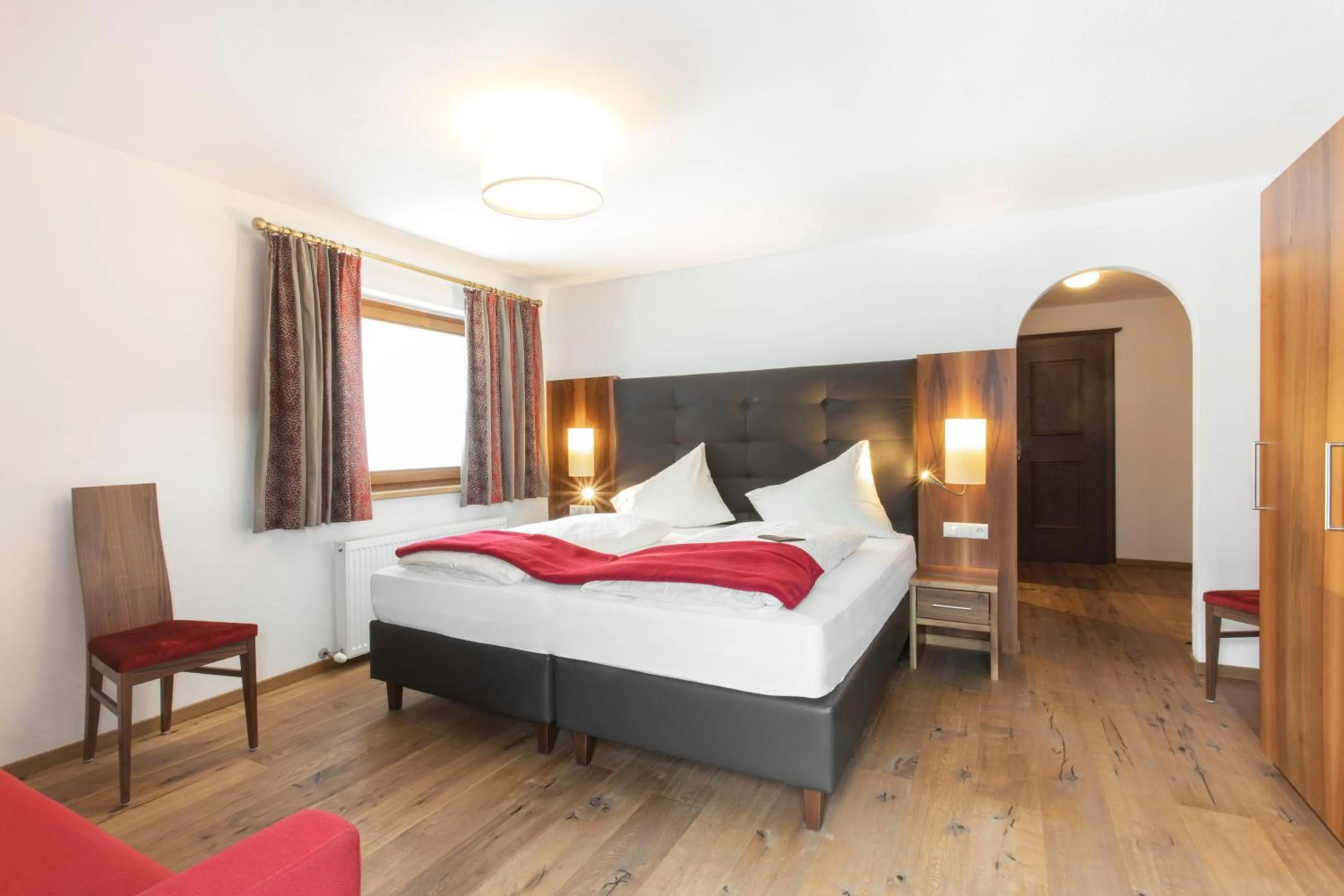 Photo of the whole room, Bed in Skirast - Kirchberg