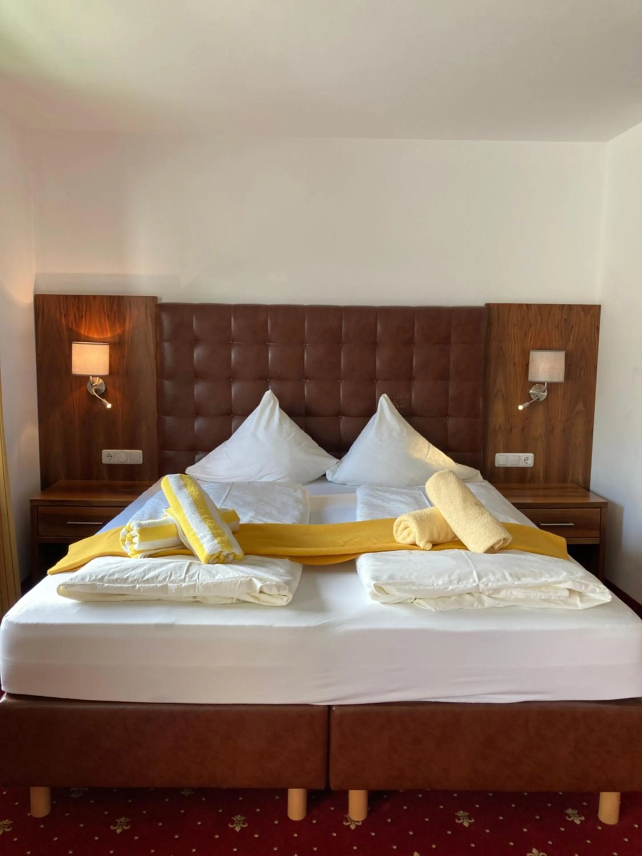 Photo of the whole room, Bed in Skirast - Kirchberg