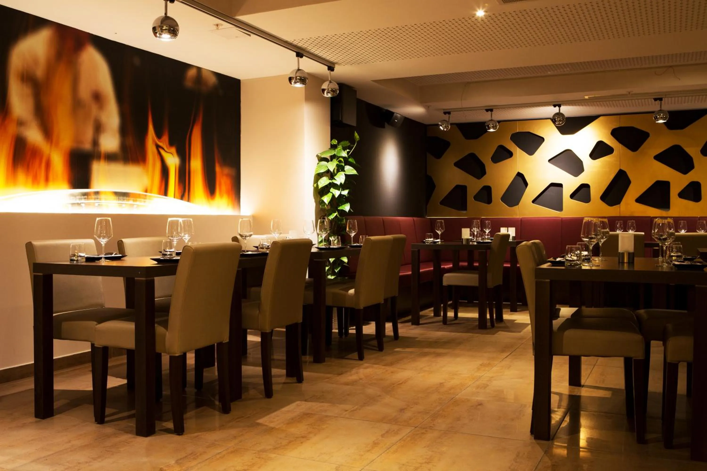 Restaurant/Places to Eat in Best Western Plus City Hotel