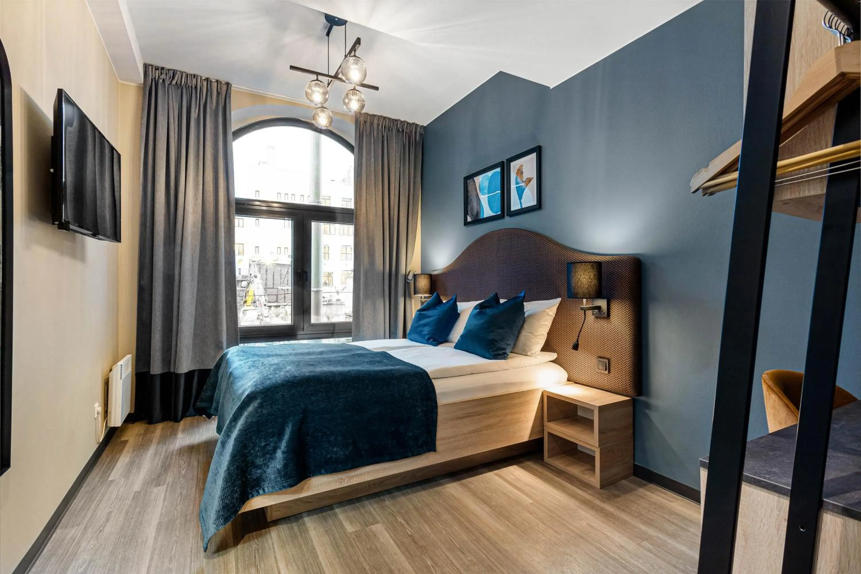 Photo of the whole room, Bed in Best Western Plus City Hotel