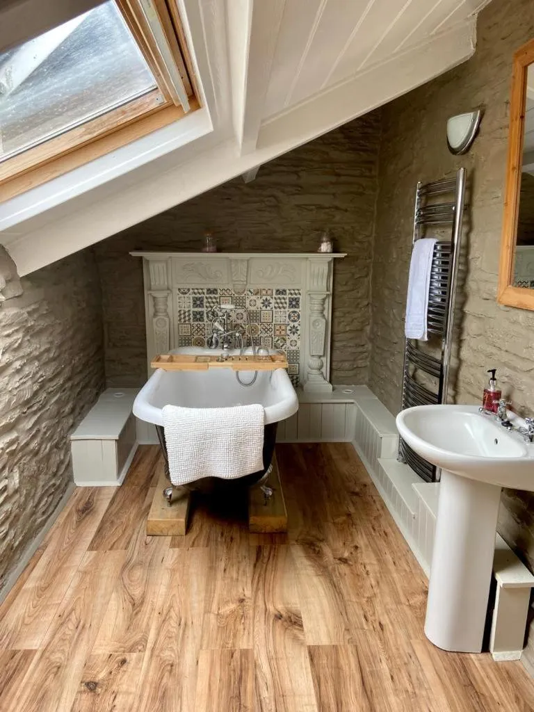 Jabajak Vineyard Restaurant & Rooms