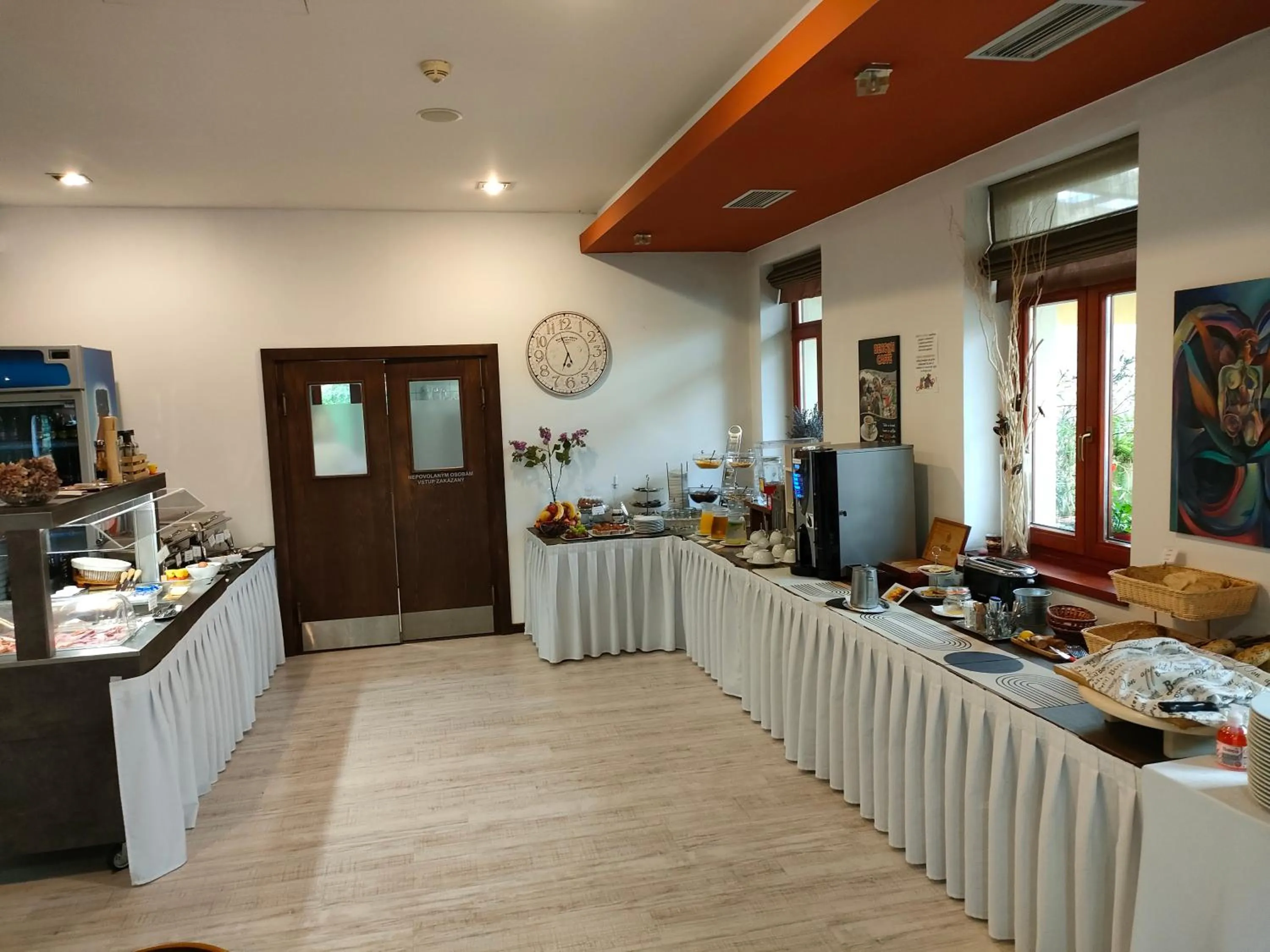 Breakfast in Hotel Peklo