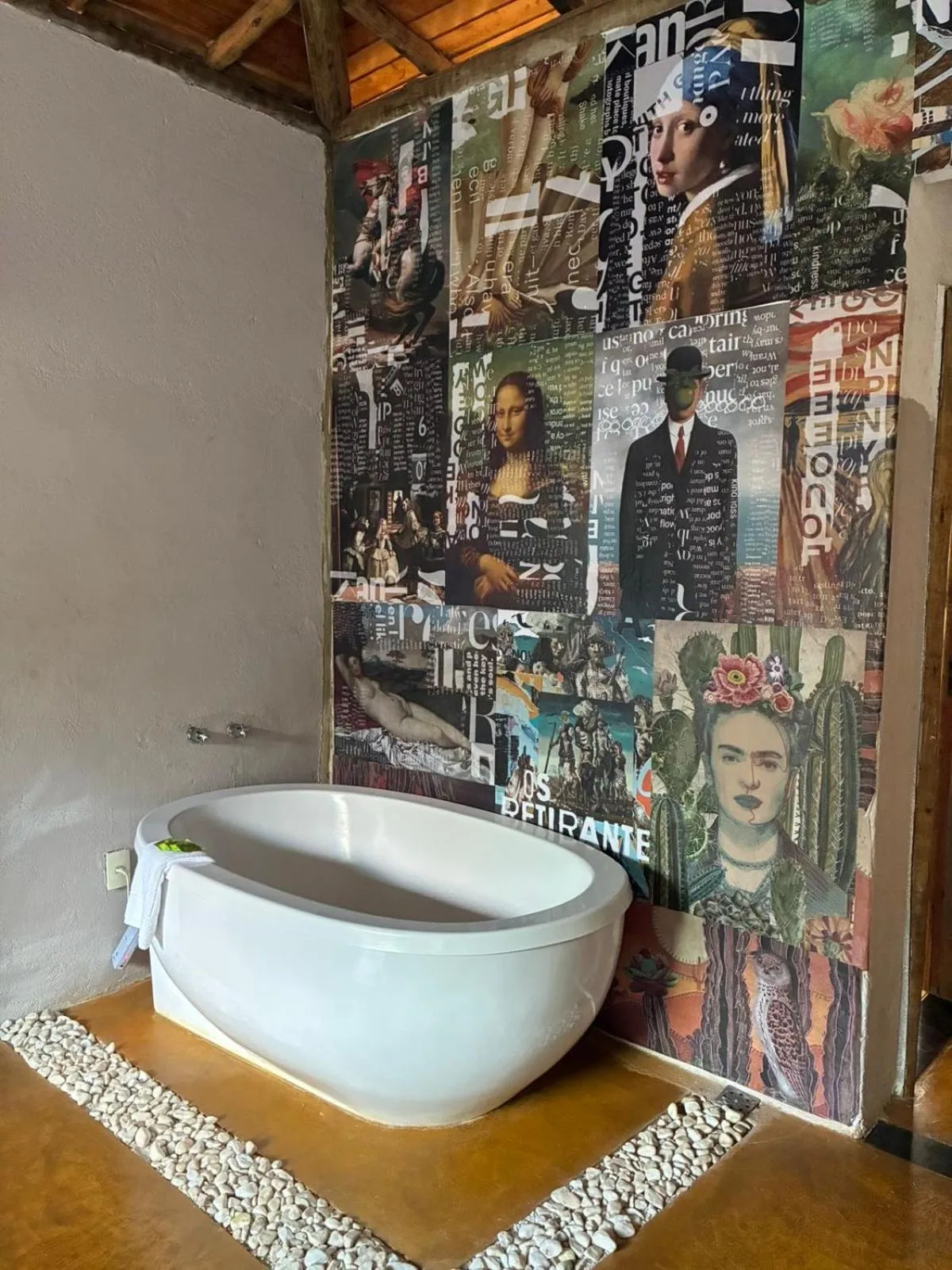 A Mi Manera Pousada , cerveja própria e Bistrô !