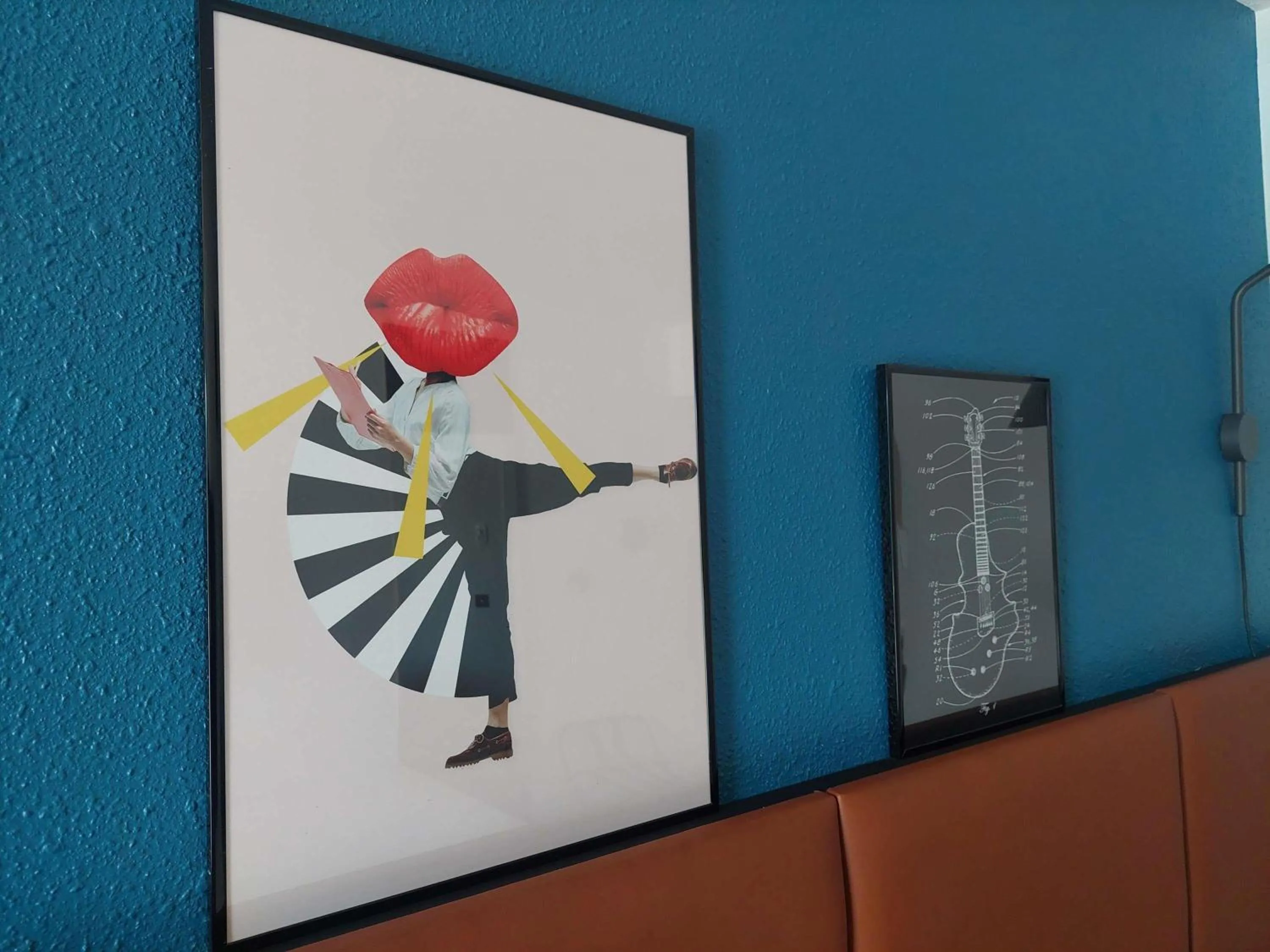 Bedroom in ibis Bayeux Port En Bessin