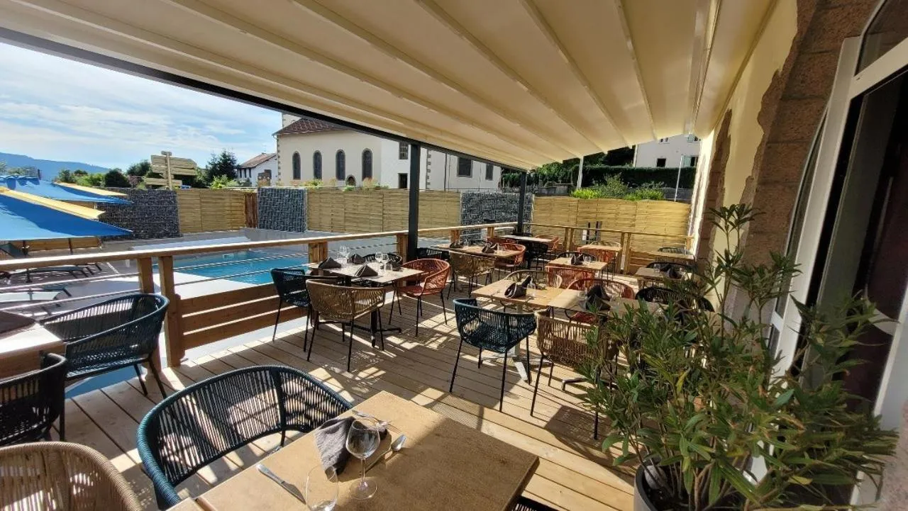 Restaurant/places to eat in Hotel Restaurant Du Haut Du Roc