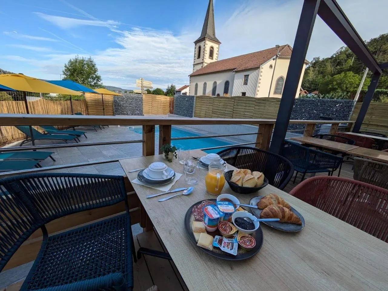 Restaurant/places to eat in Hotel Restaurant Du Haut Du Roc