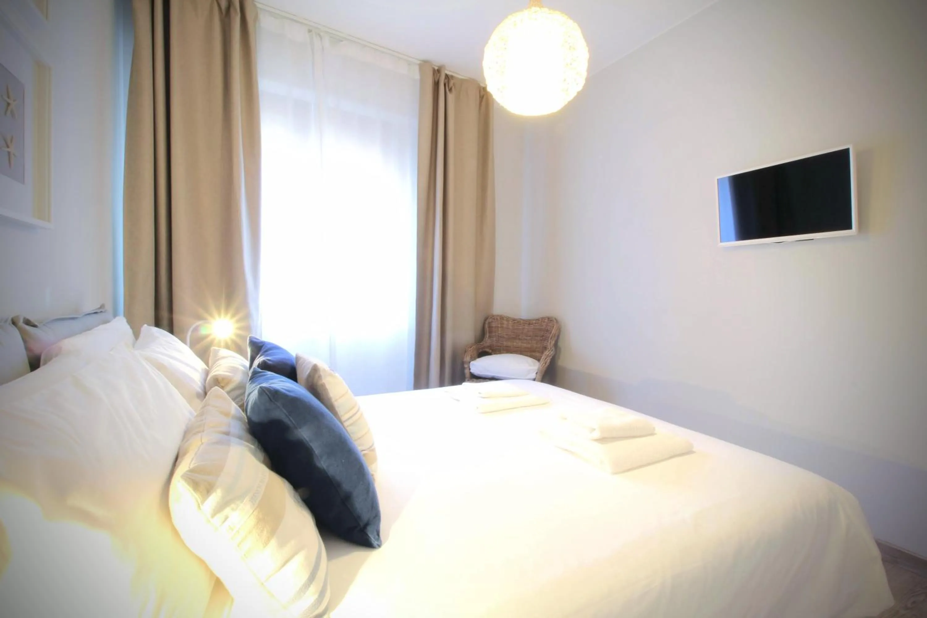 TV and multimedia, Bed in Le Grand Bleu