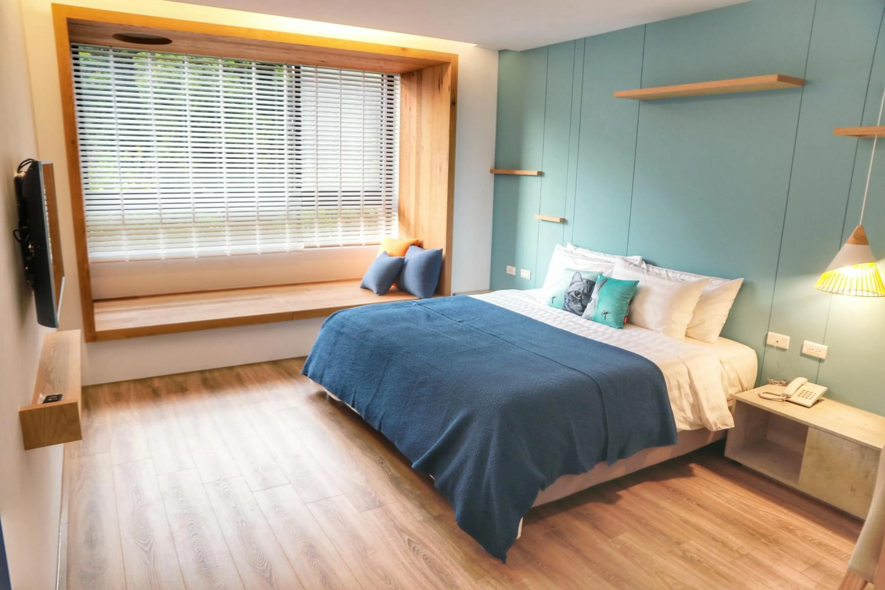 Bedroom, Bed in Doris Home