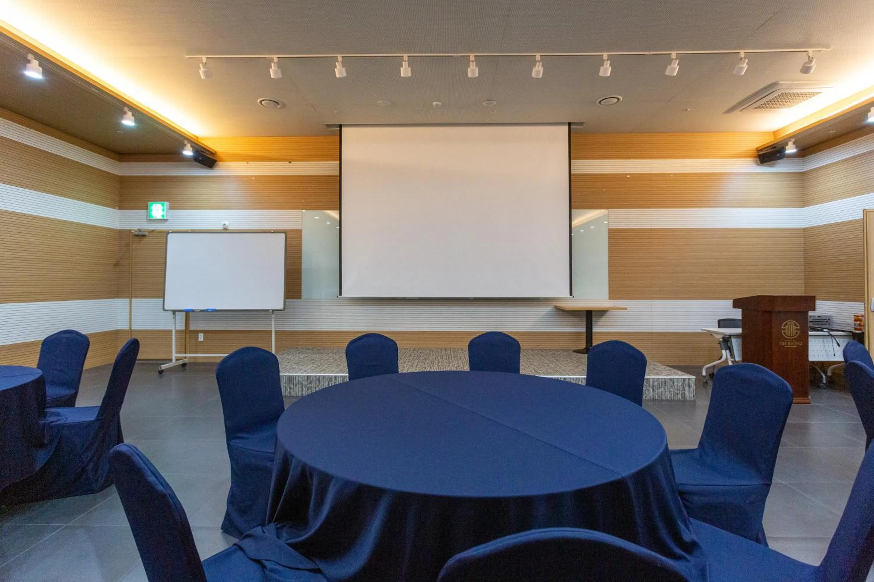 Banquet/Function facilities in The Recenz Dongdaemun Hotel