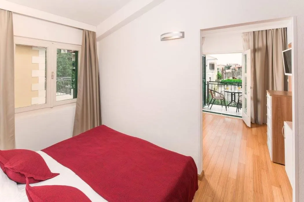 Bedroom, Bed in Hotel Fortuna