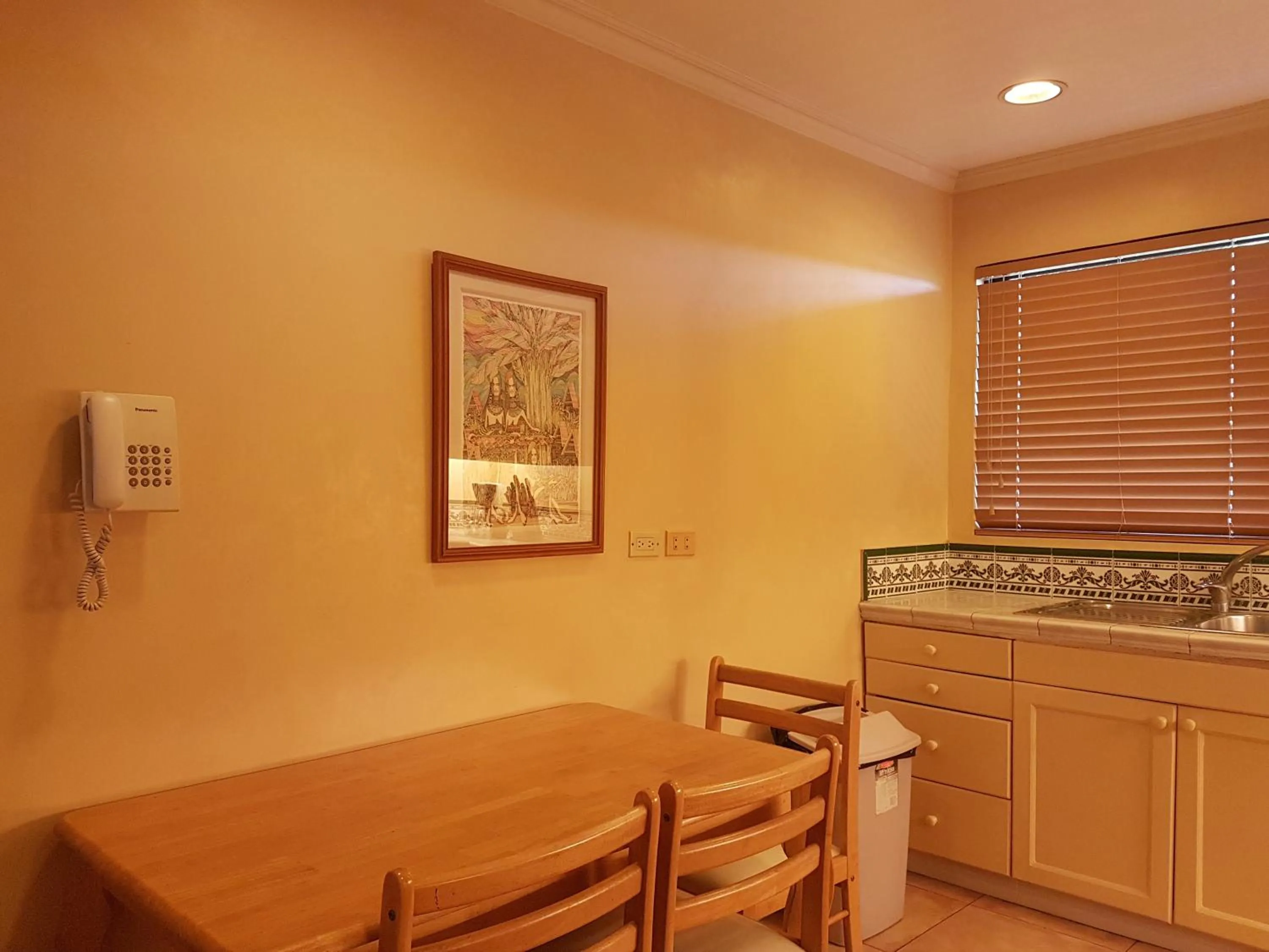 Sophia Suites Residence Hotel