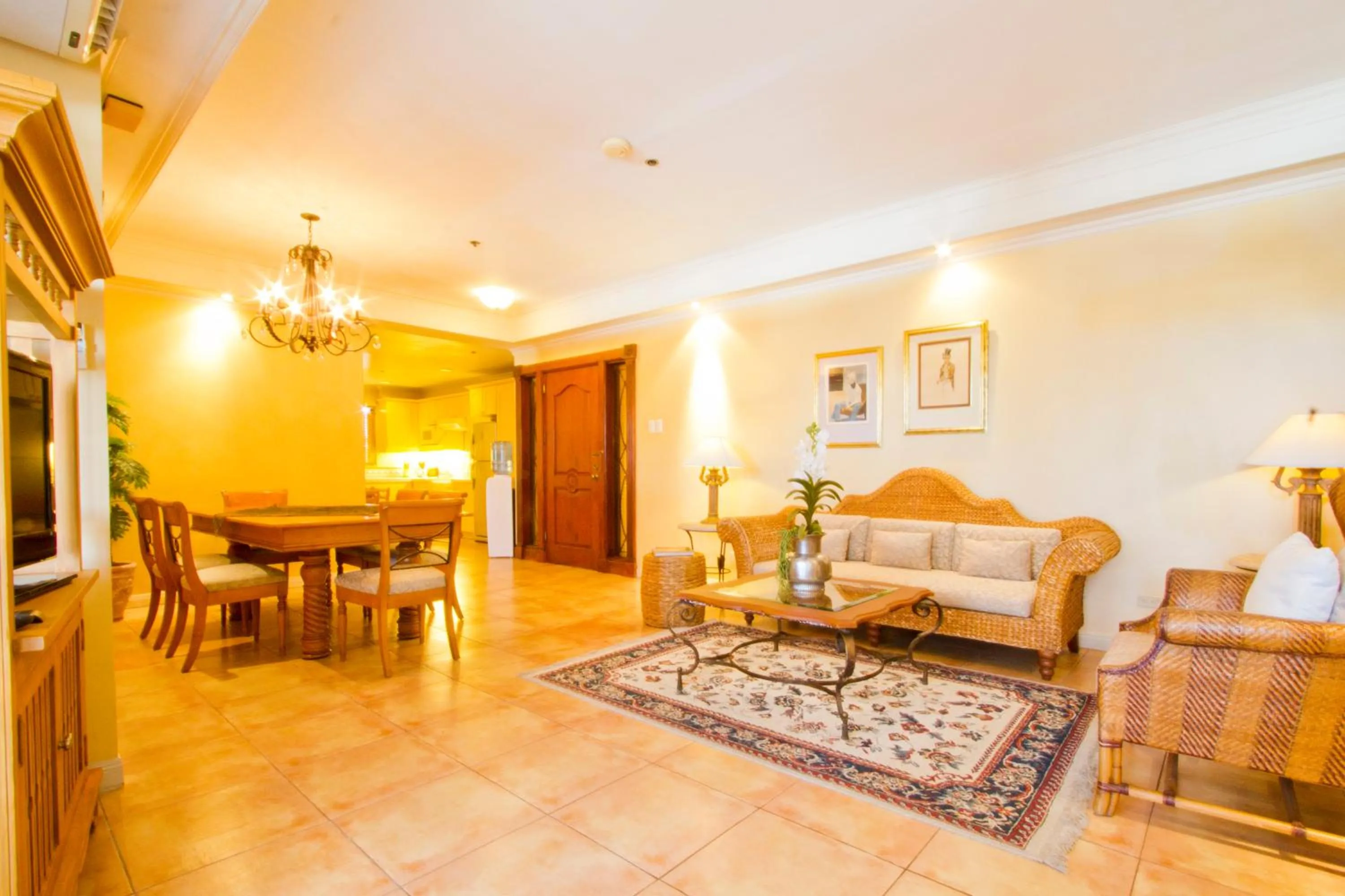 Sophia Suites Residence Hotel