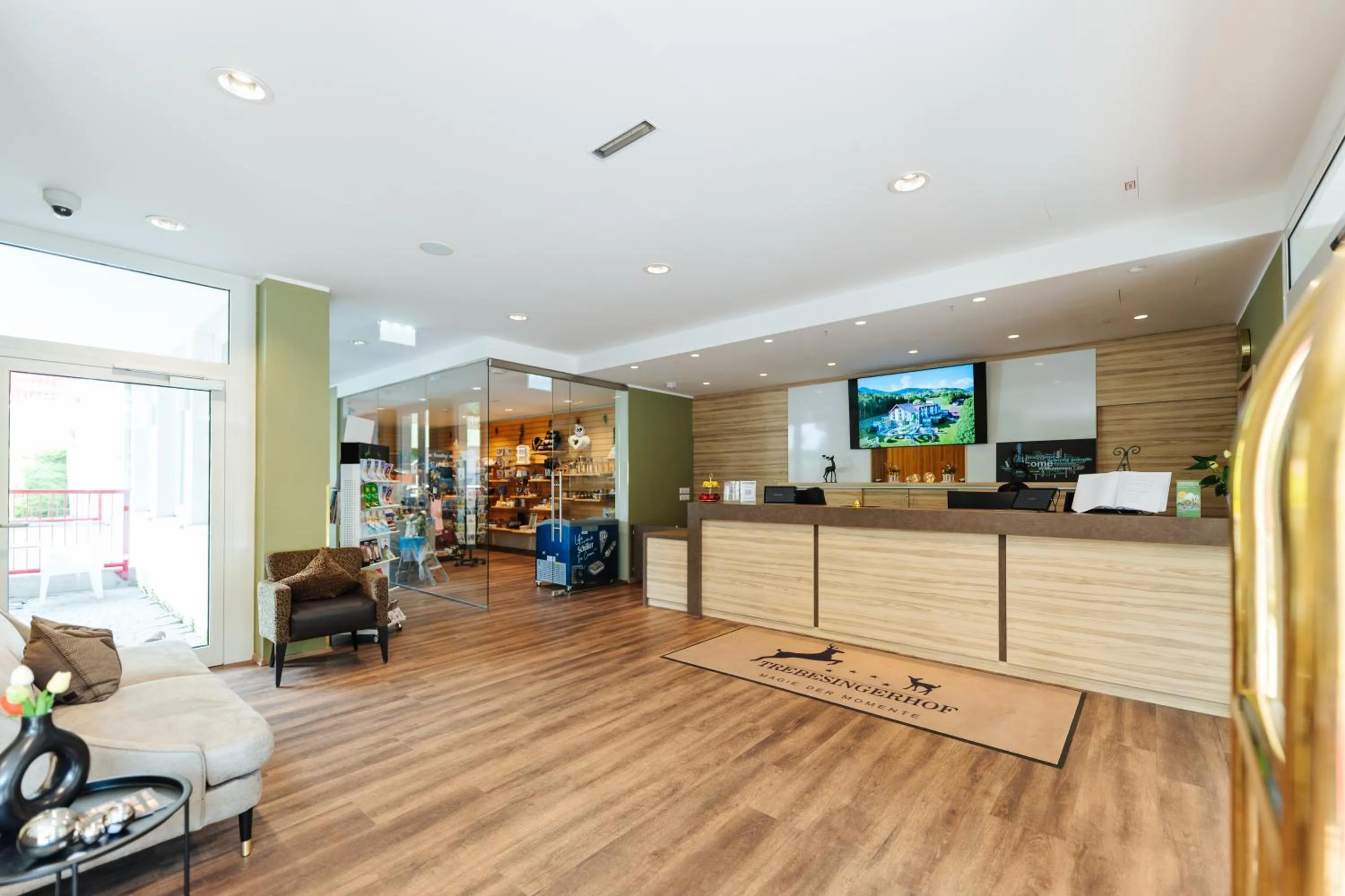 Lobby or reception in Familienhotel Trebesingerhof