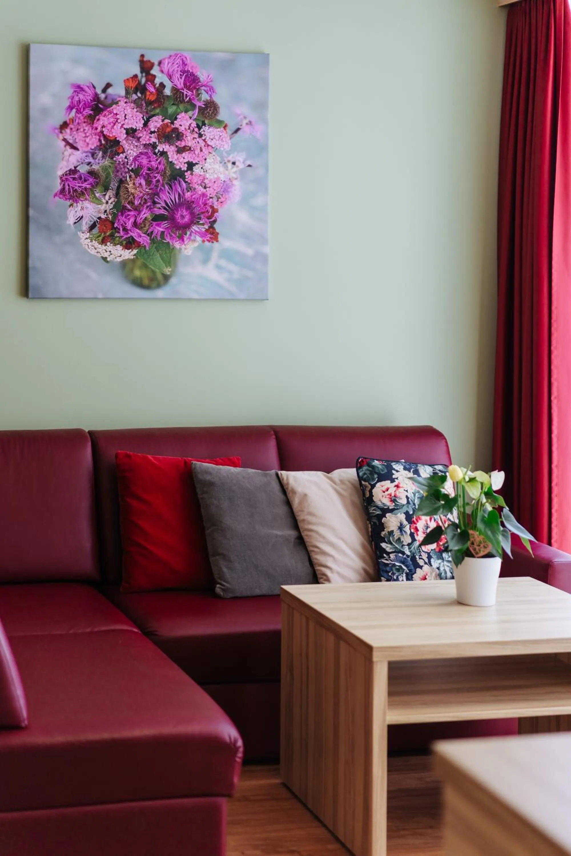 Photo of the whole room in Familienhotel Trebesingerhof