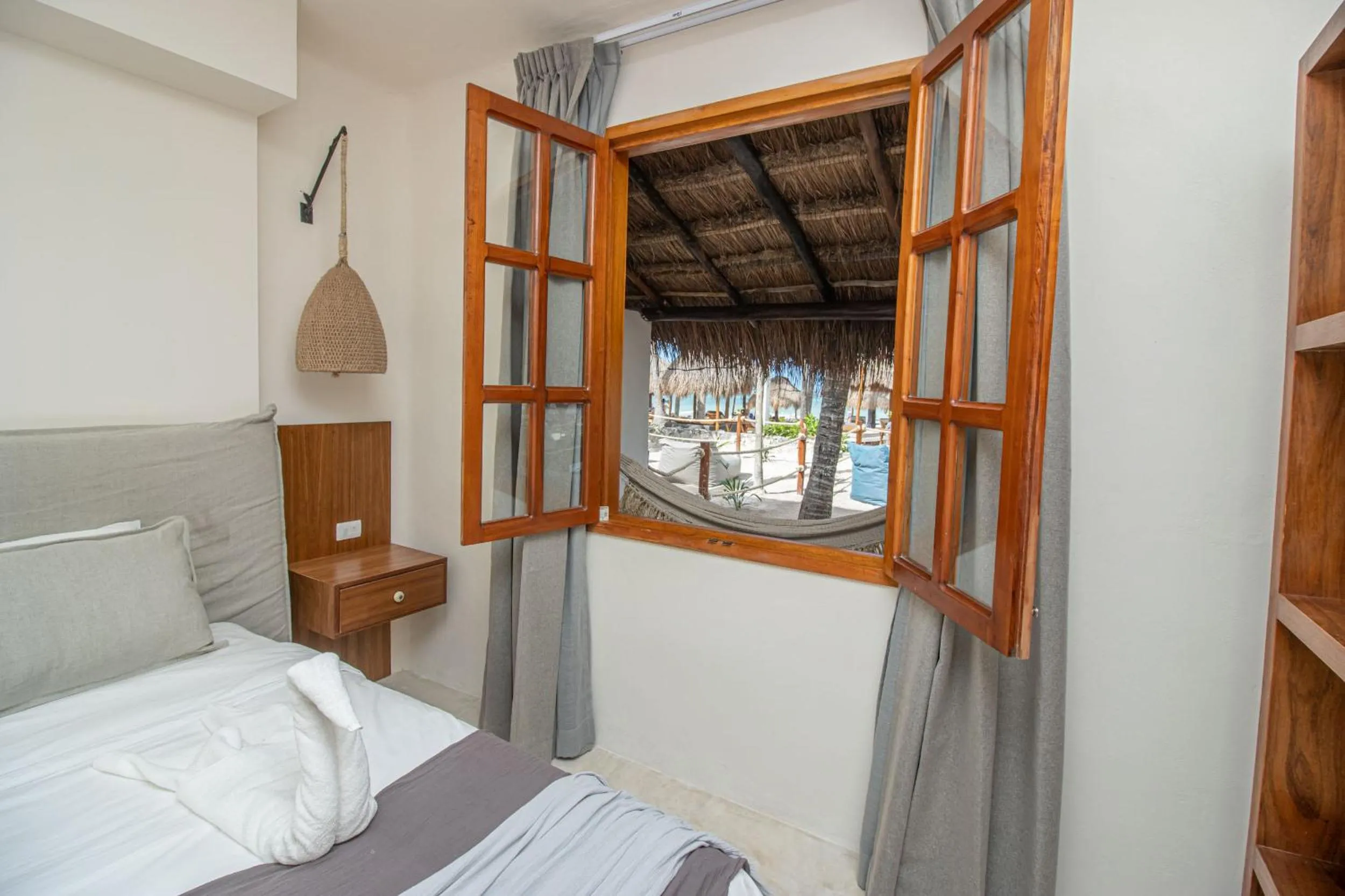 Bed in Amaite Holbox - Oceanfront Hotel