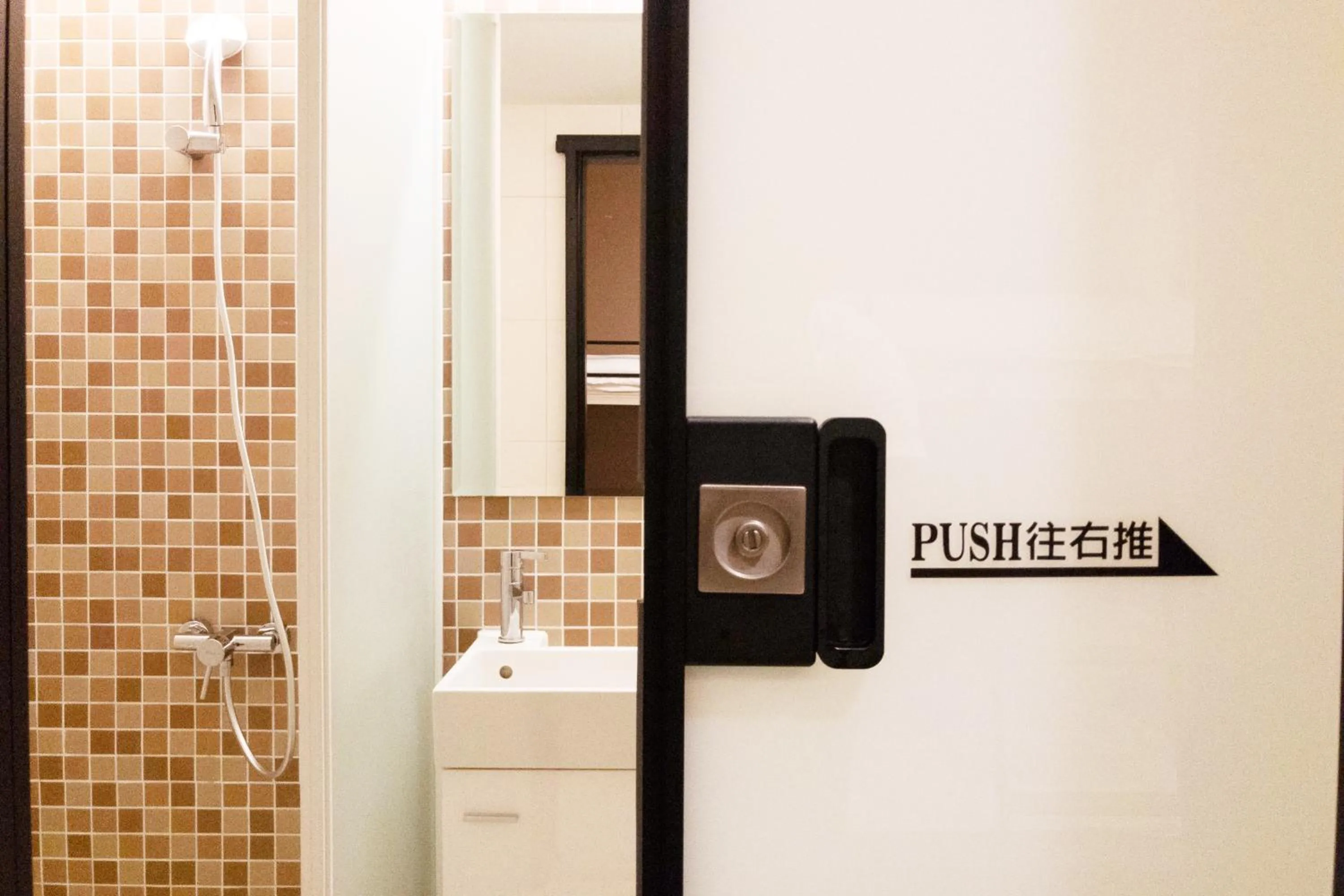 Photo of the whole room in Divecube Hotel