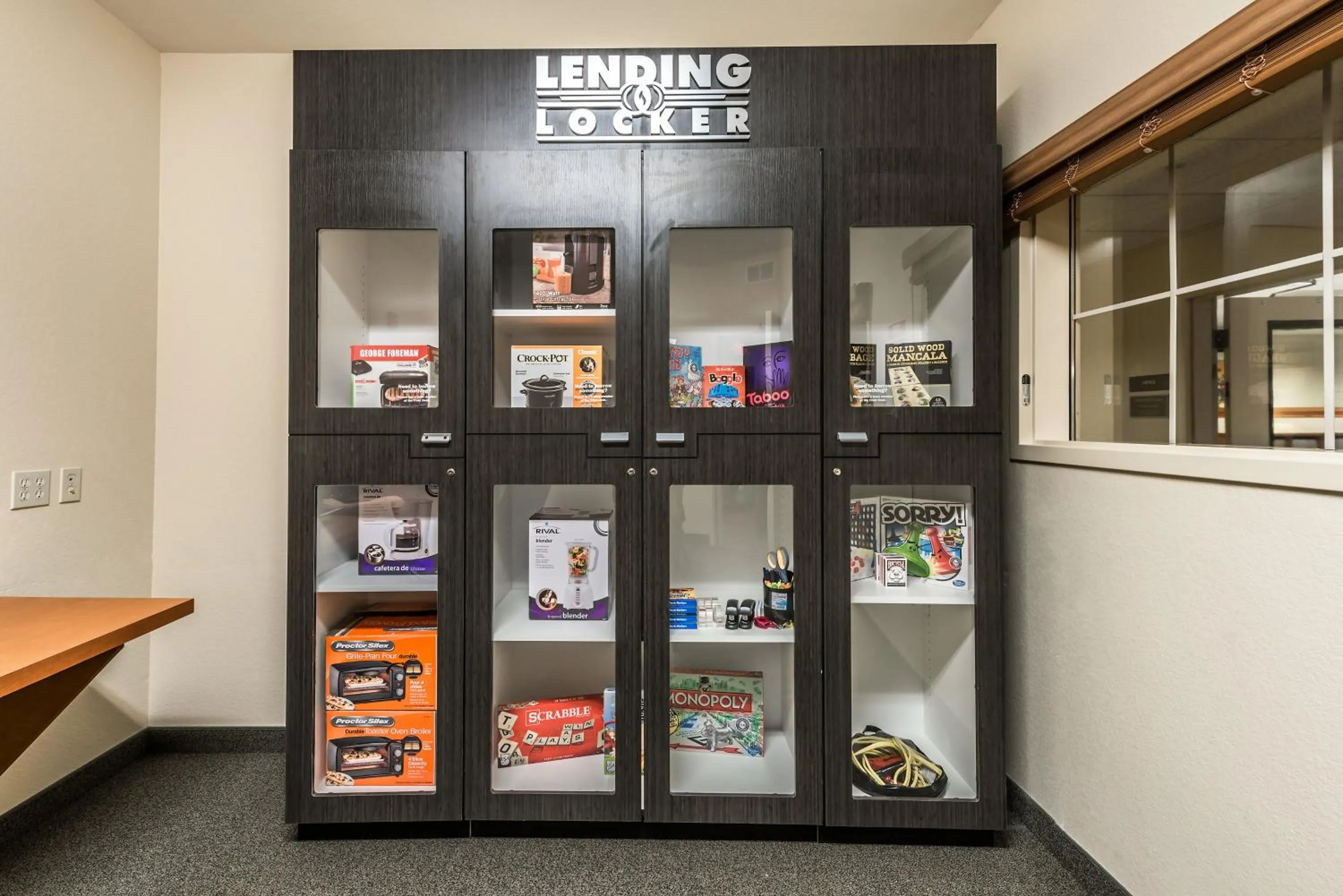 Decorative detail in Candlewood Suites Oak Harbor by IHG