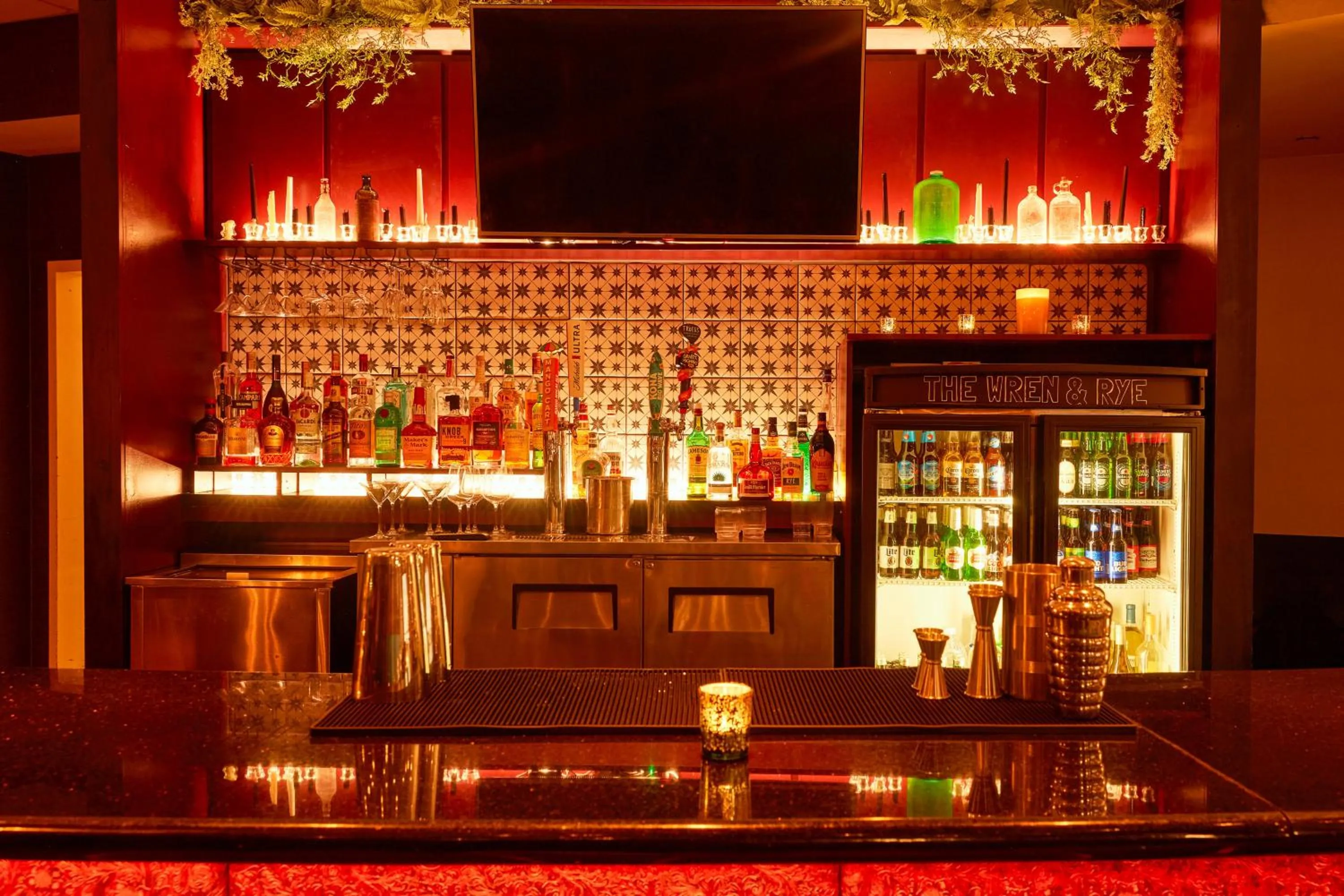 Lounge or bar in Holiday Inn Martinsburg by IHG