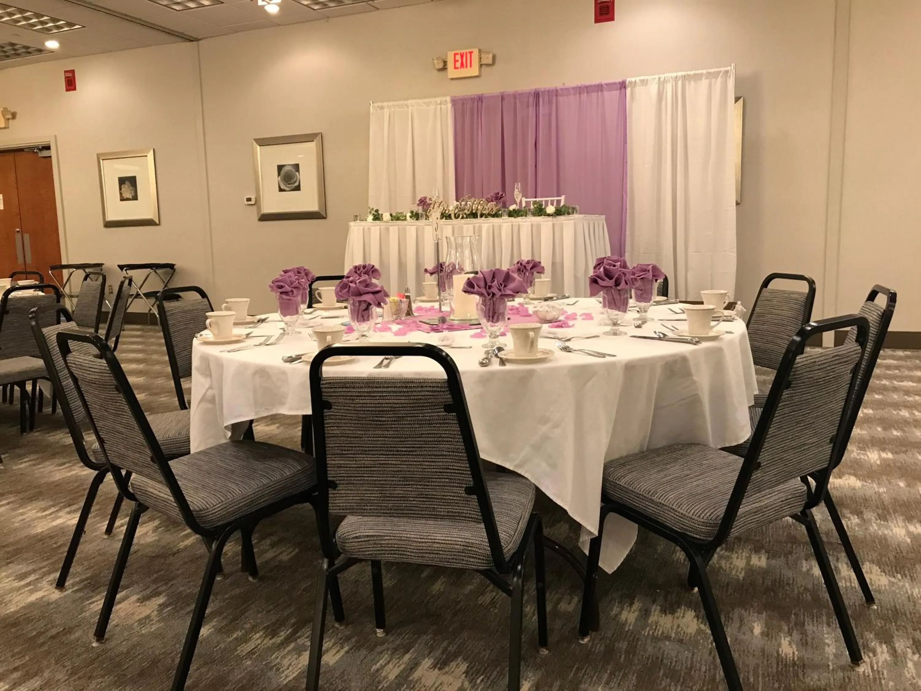 Meeting/conference room in Holiday Inn Martinsburg by IHG