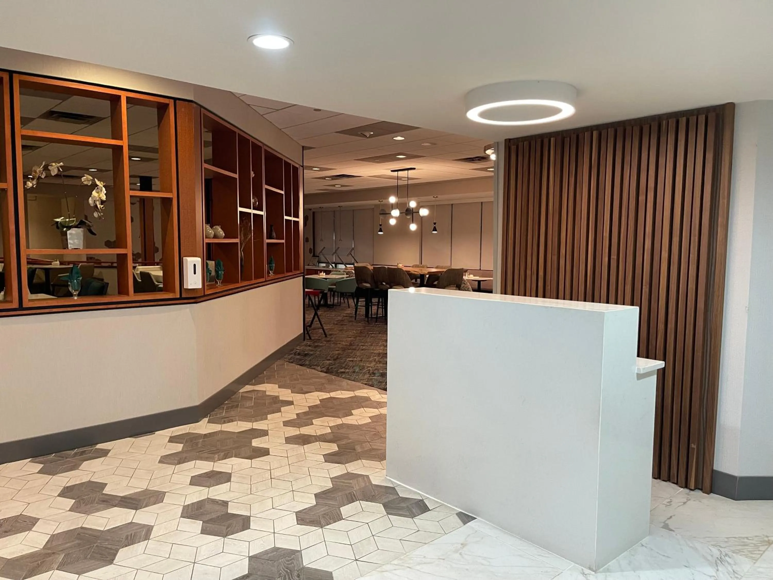 Restaurant/places to eat in Holiday Inn Martinsburg by IHG