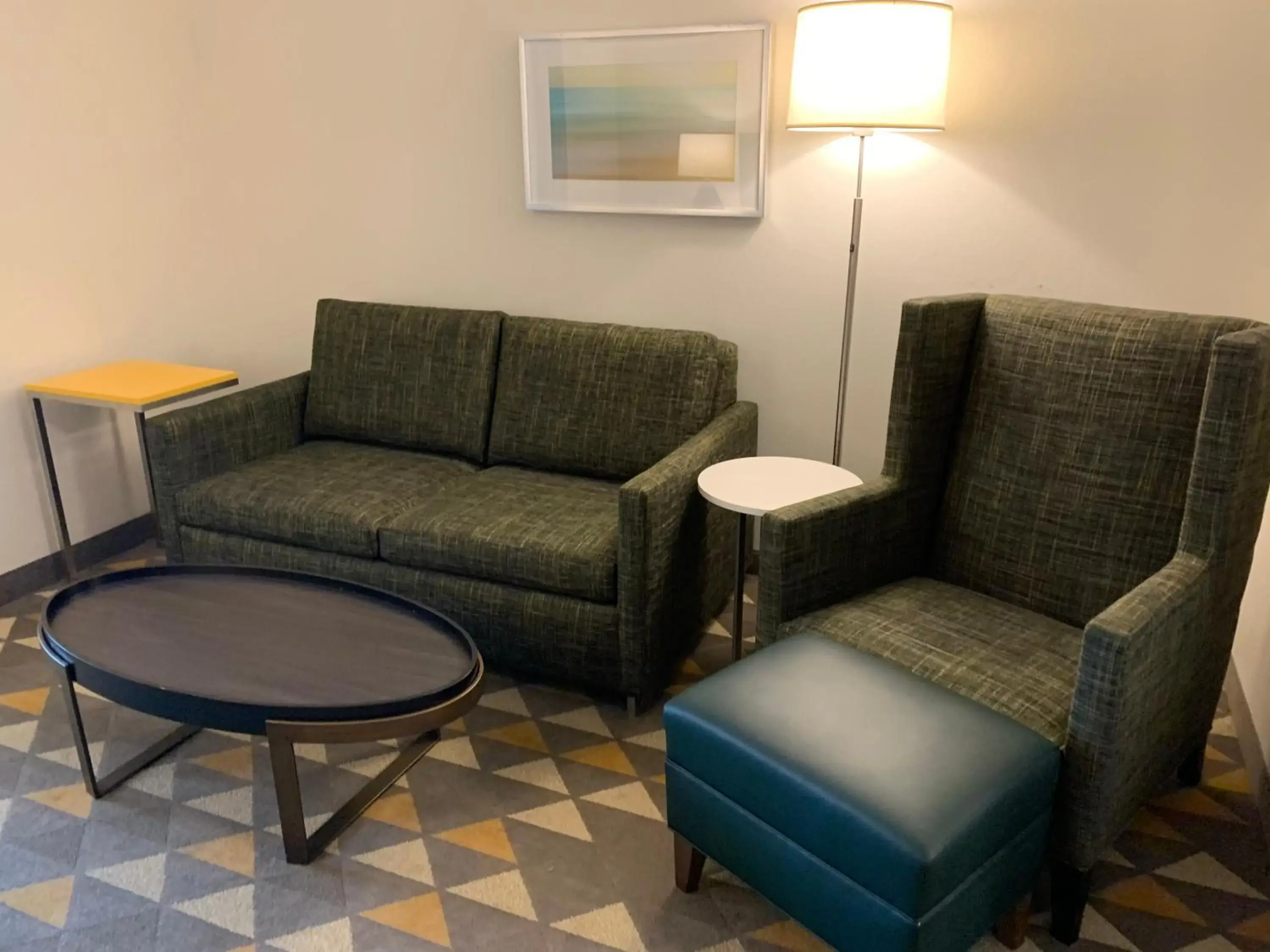 One-Bedroom King Suite with Sofa Bed in Holiday Inn Martinsburg by IHG One-Bedroom King Suite with Sofa Bed in Holiday Inn Martinsburg by IHG