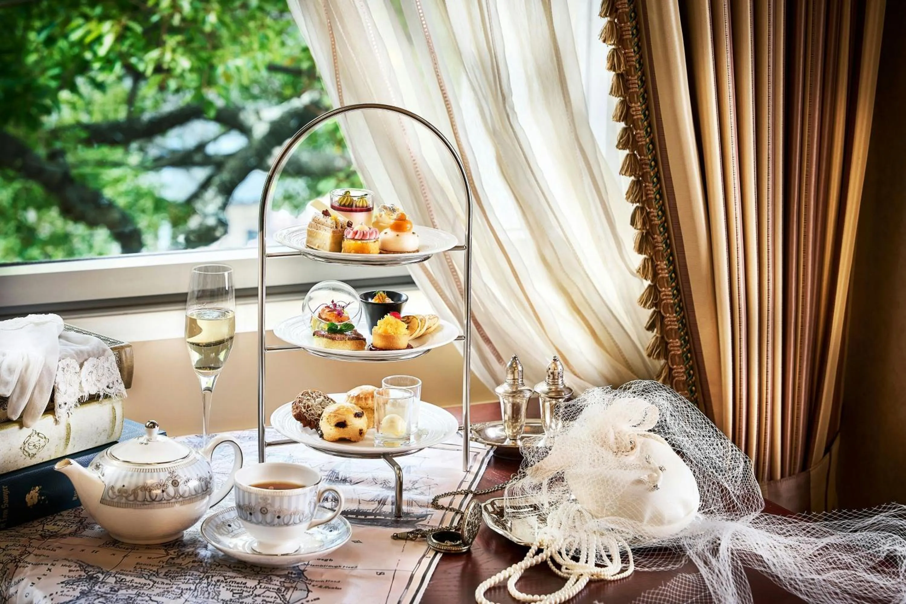 Lobby or reception in The Ritz-Carlton Osaka