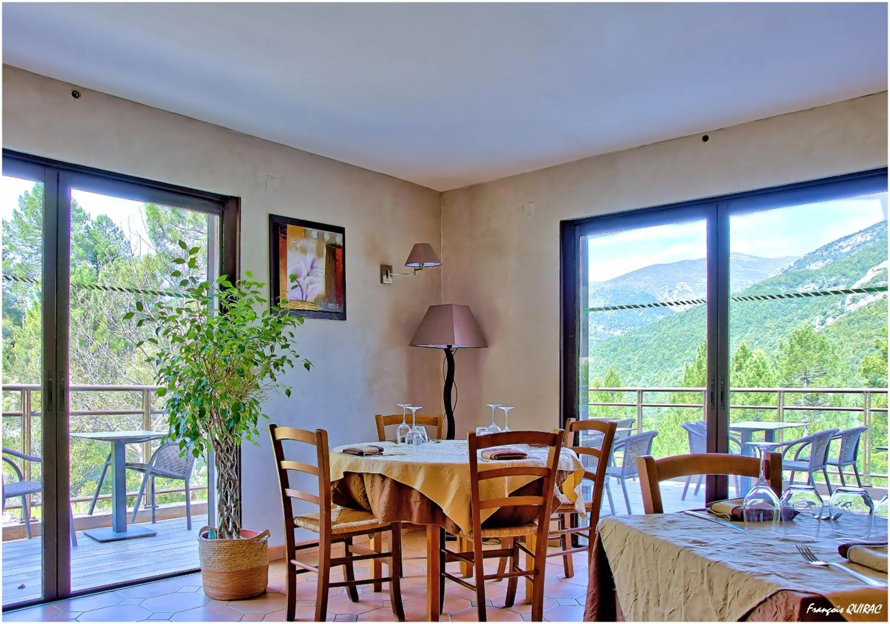 Restaurant/places to eat in Auberge des Deux Sorru