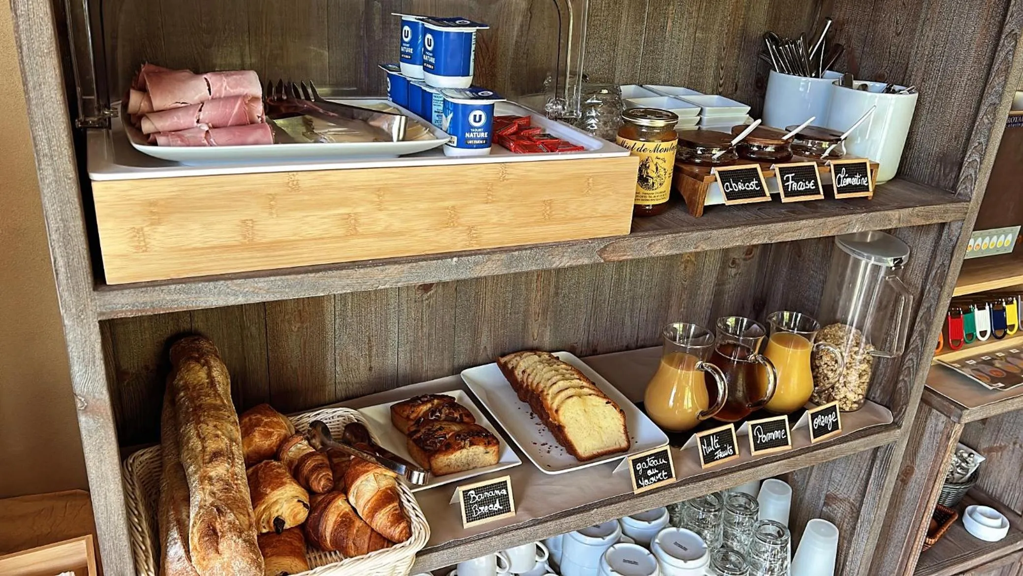 Breakfast in Auberge des Deux Sorru