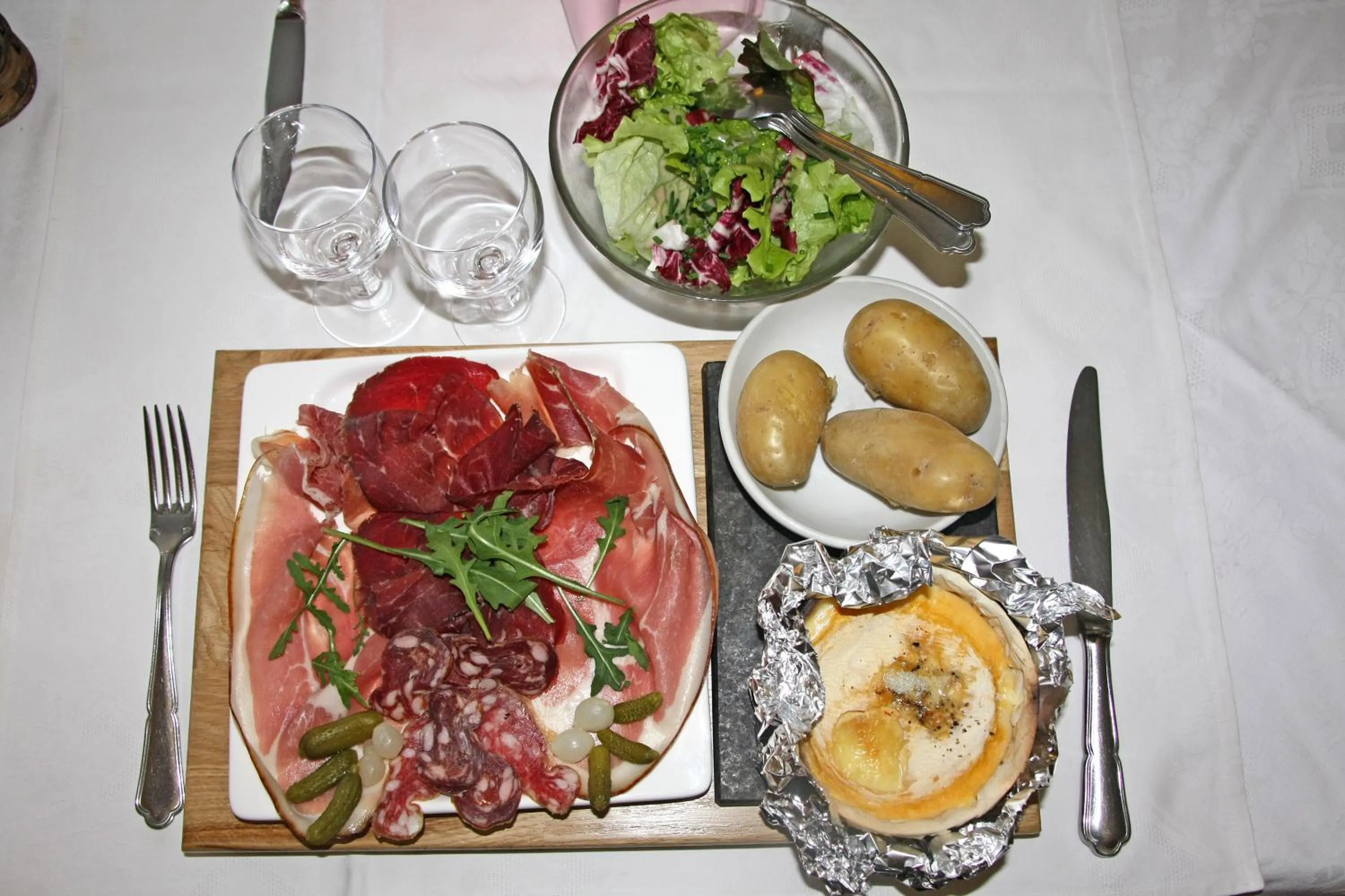 Meals in Bon-Séjour