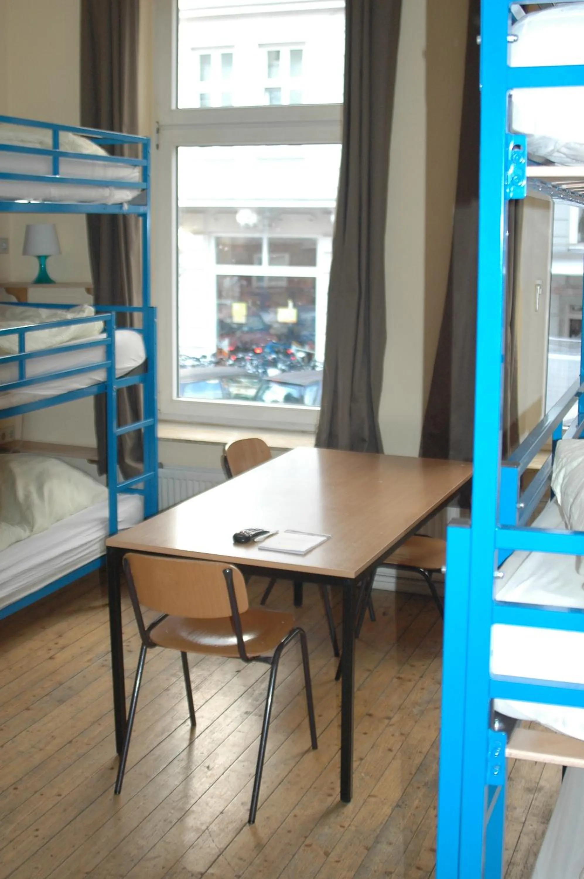 Bed in Buch-Ein-Bett Hostel