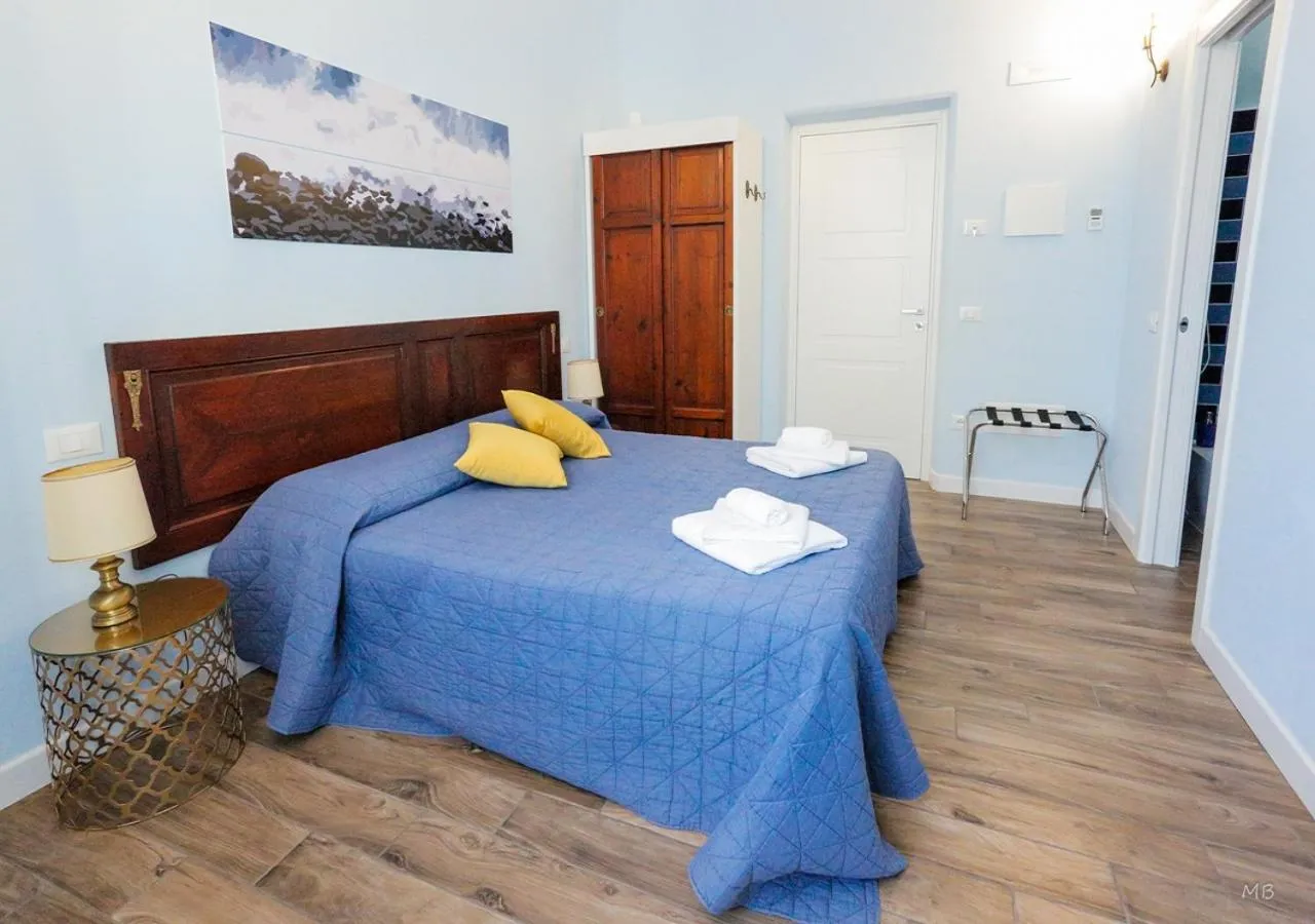 Photo of the whole room in Colors of Cinque Terre - Guest House