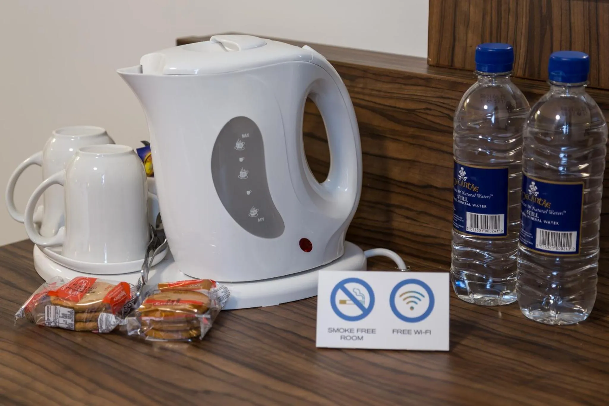 Coffee/tea facilities in Spread Eagle, Gailey by Marston's Inns
