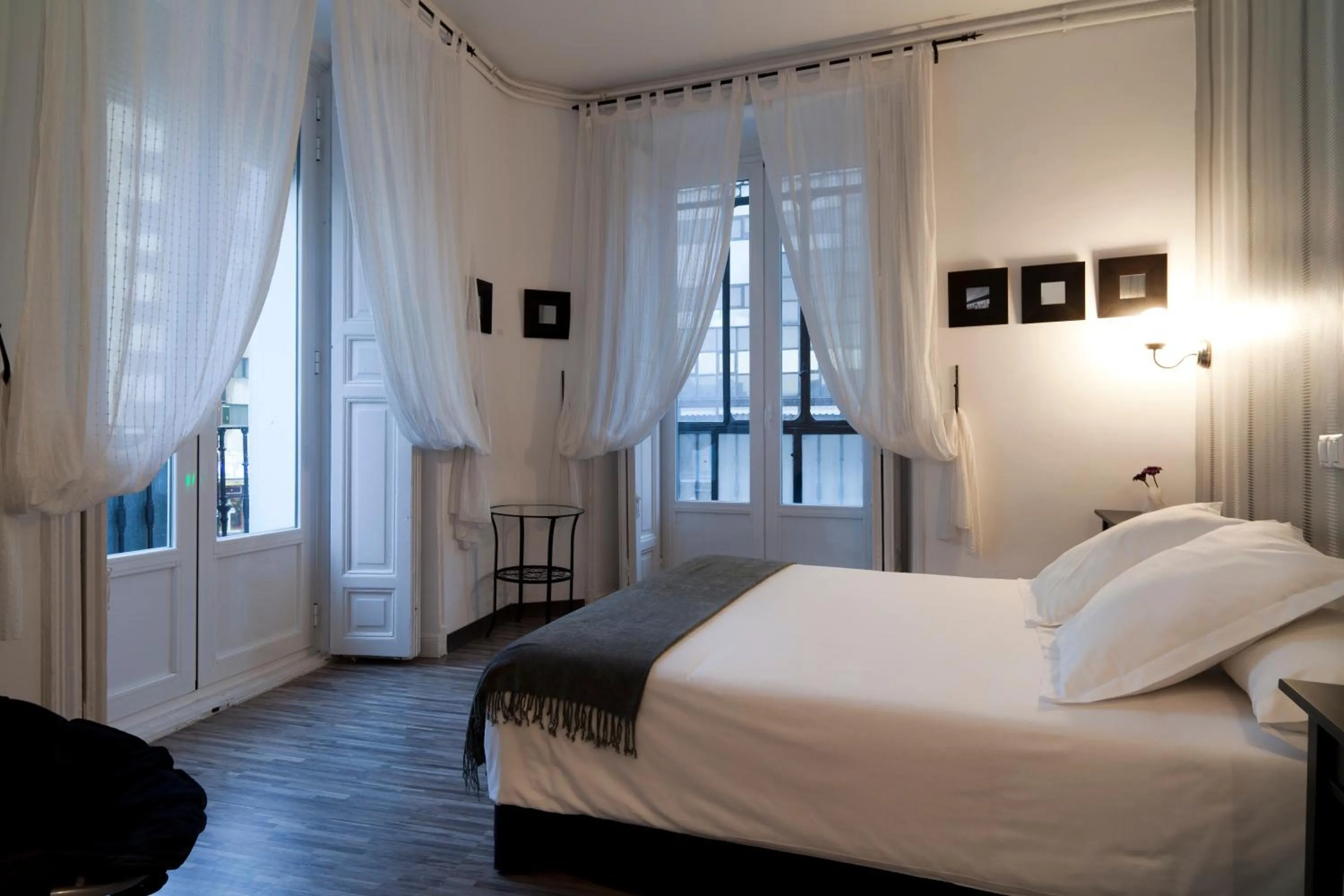 Bed in Hostal Gala Madrid