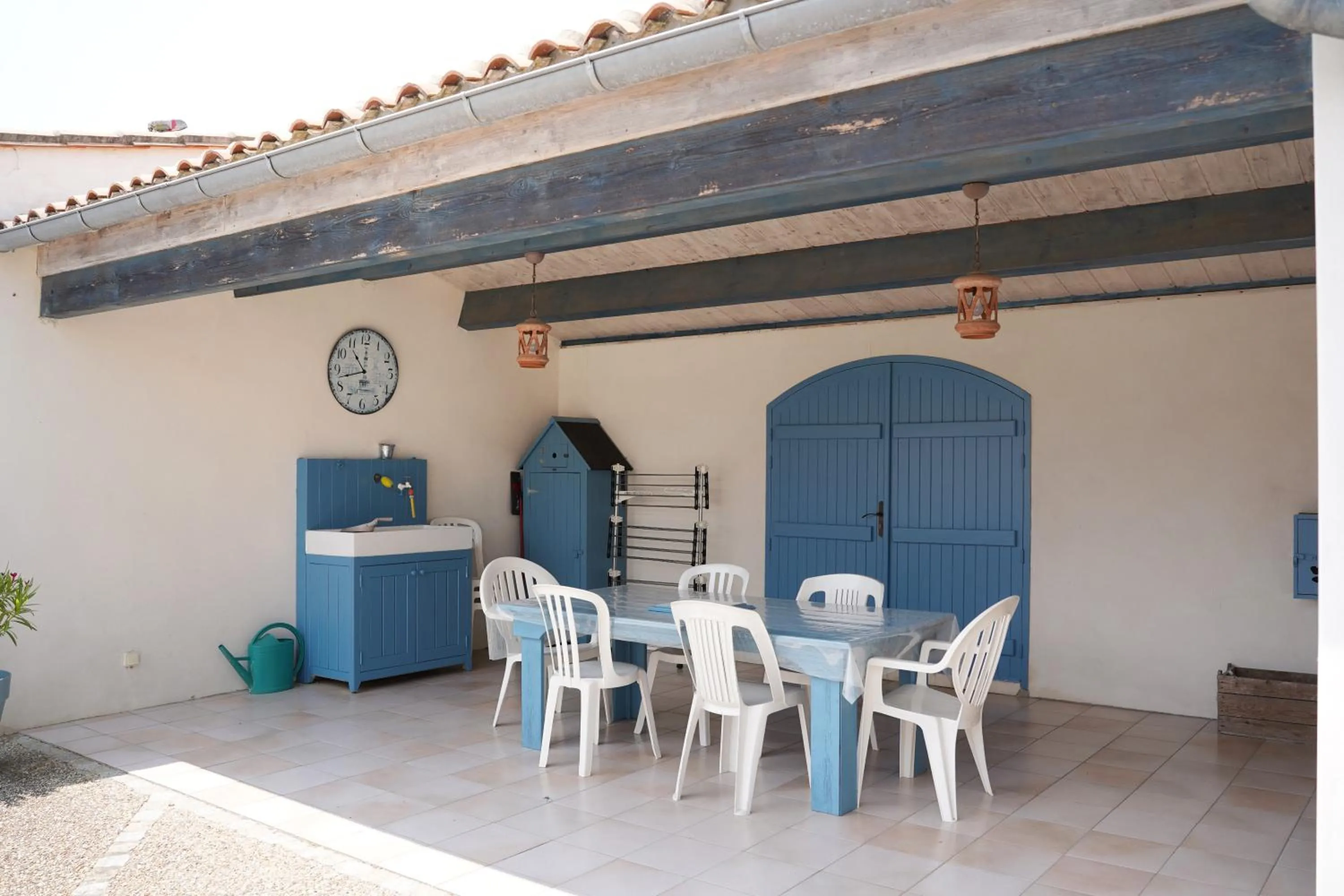 Patio in Le Figuier