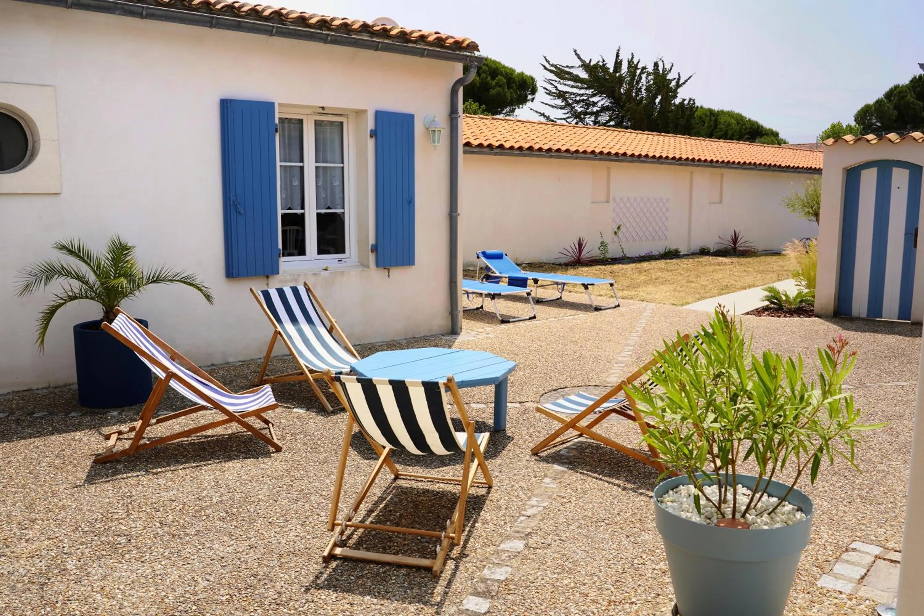 Patio in Le Figuier