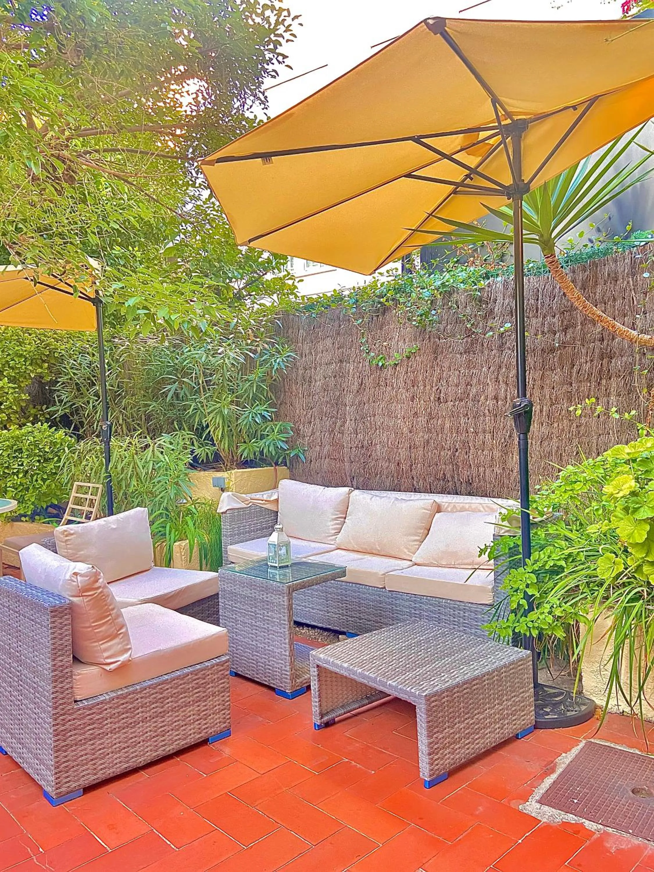 Patio in Hôtel Jardin Croisette