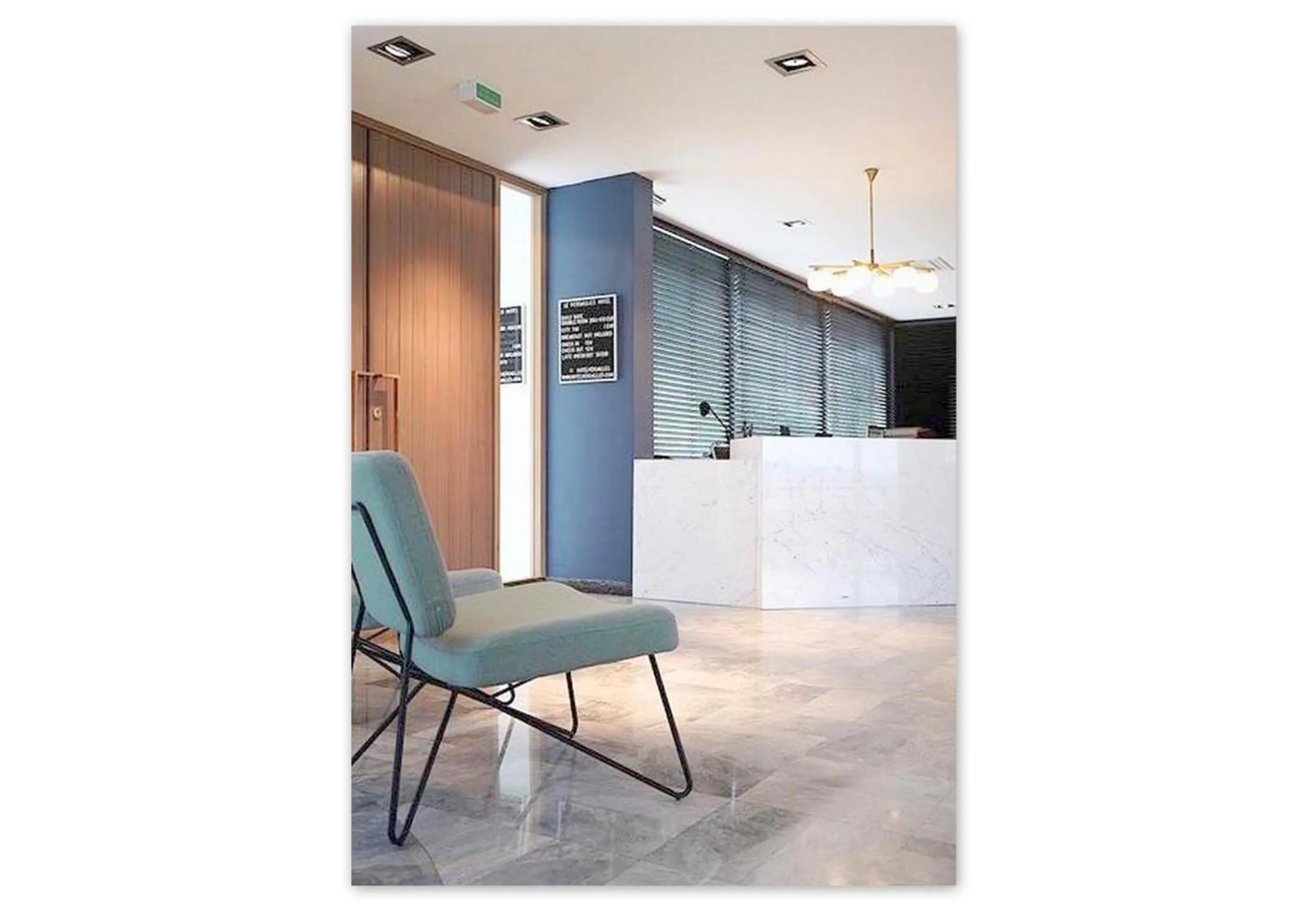 Lobby or reception in Hôtel Le Versailles