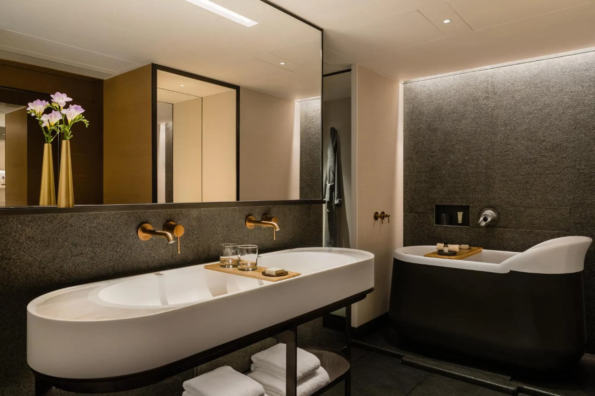 Bathroom in Regent Hong Kong
