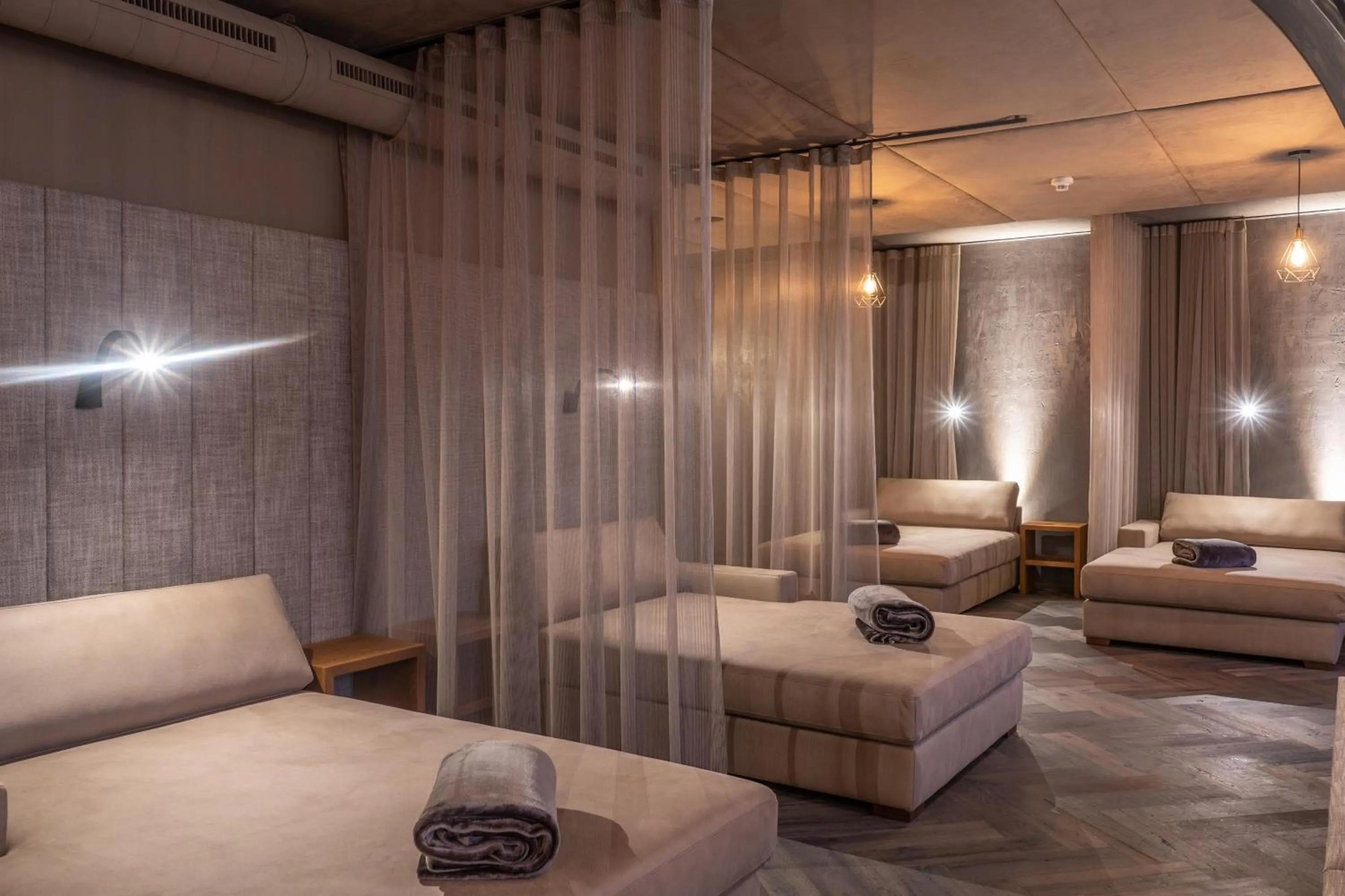 Spa and wellness centre/facilities, Bed in Das Kohlmayr Superior