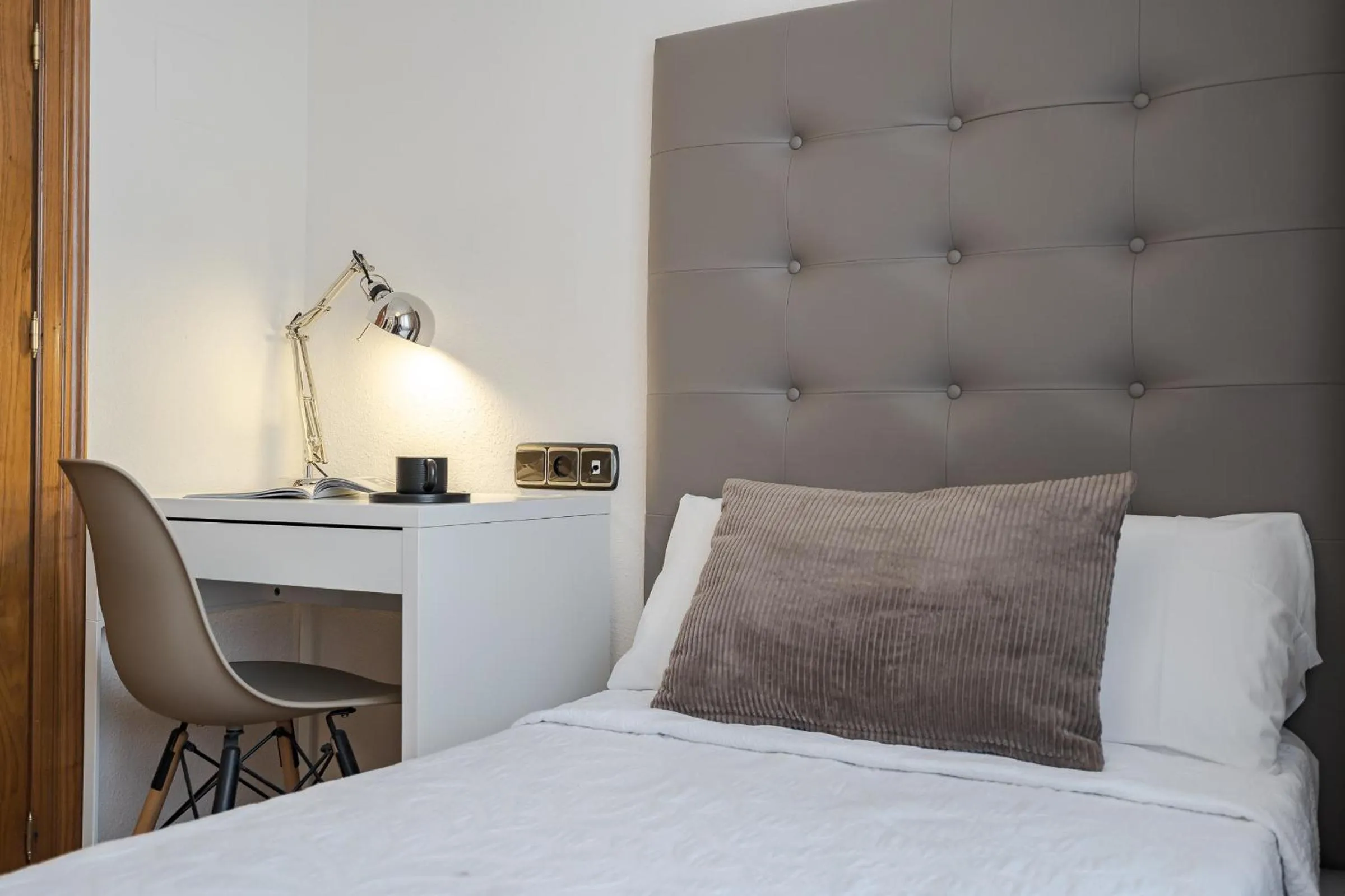 Bedroom, Bed in Hotel Eurowest