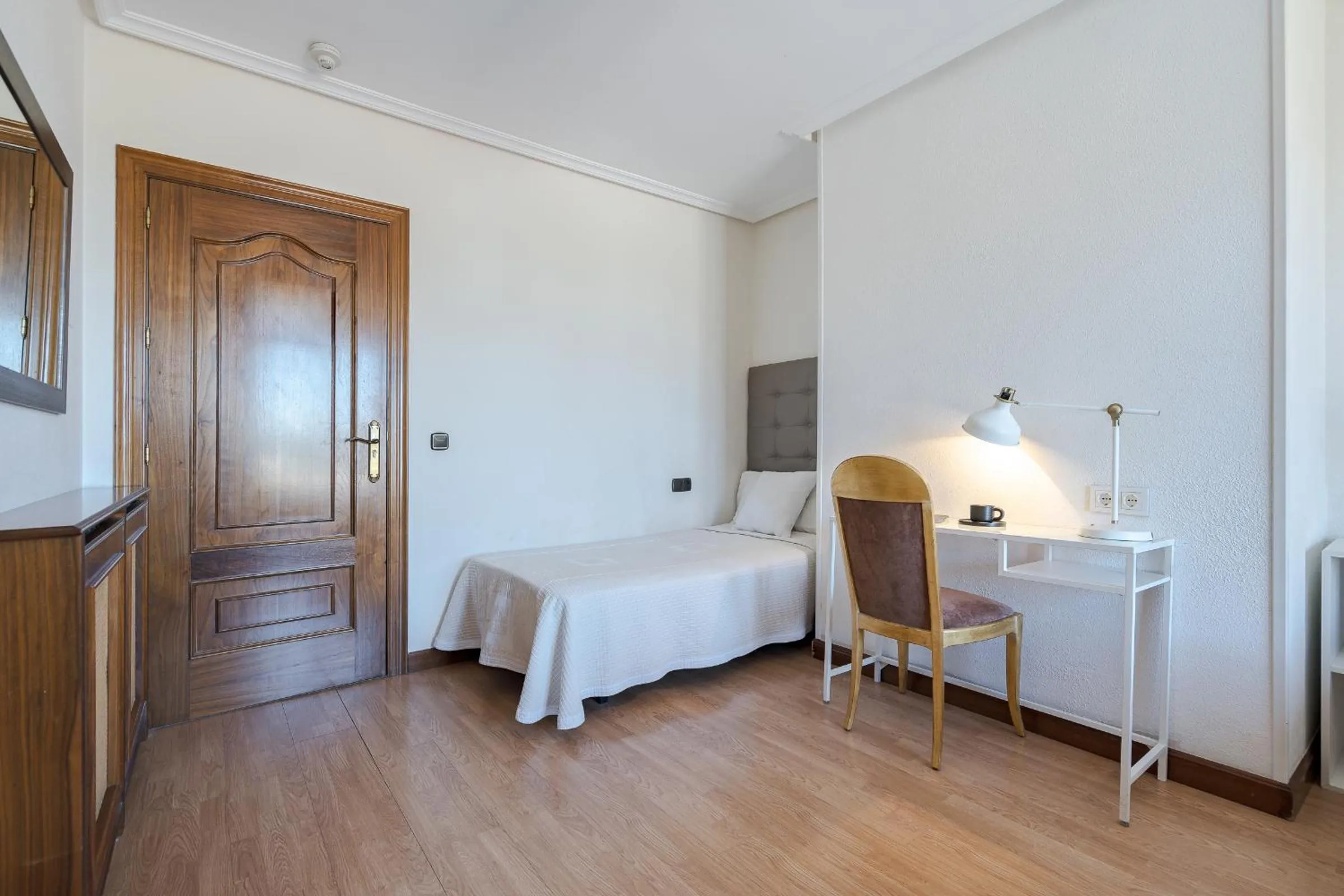 Bedroom, Bed in Hotel Eurowest