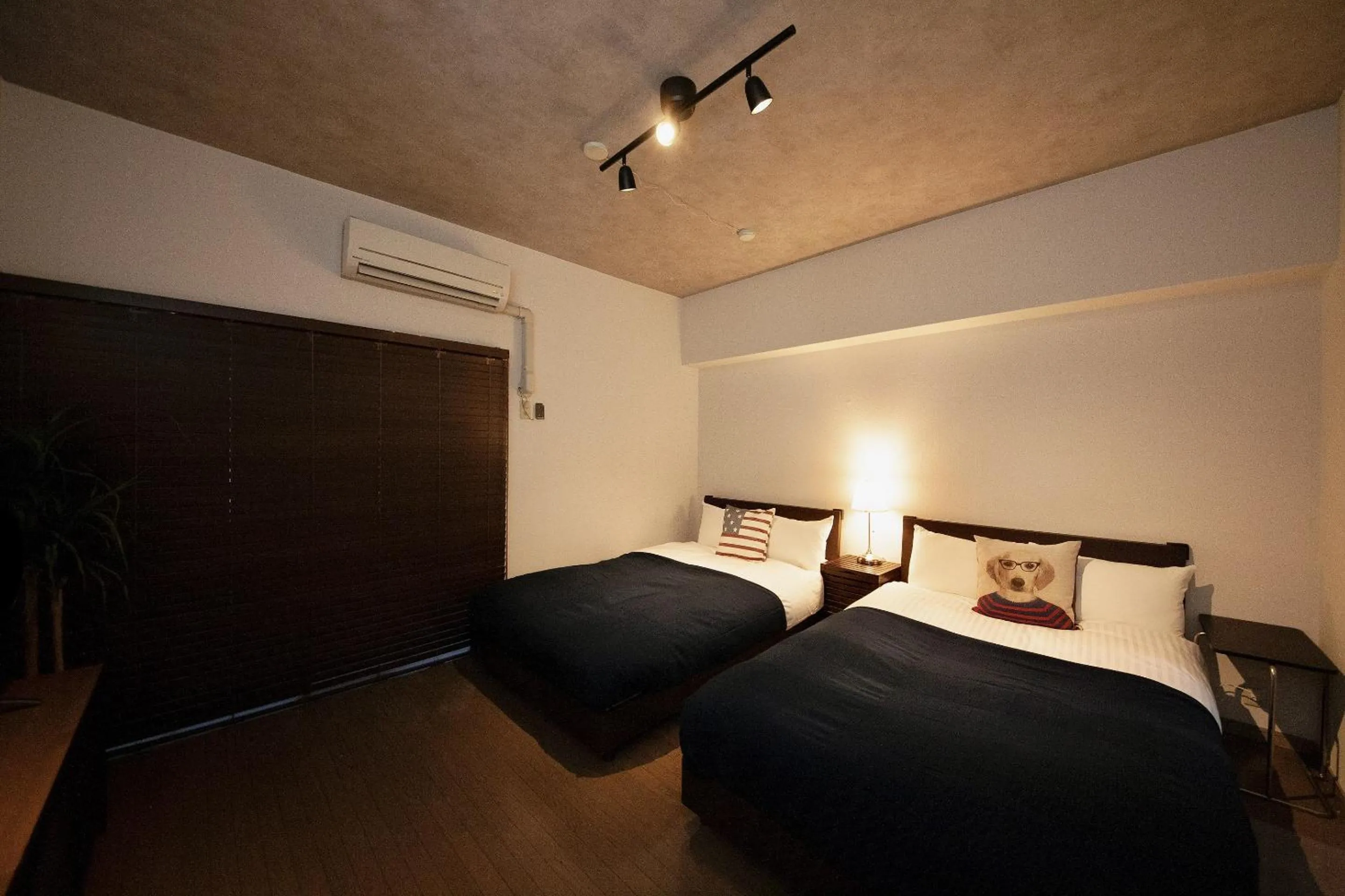 Photo of the whole room, Bed in goom Hotel Nakasu