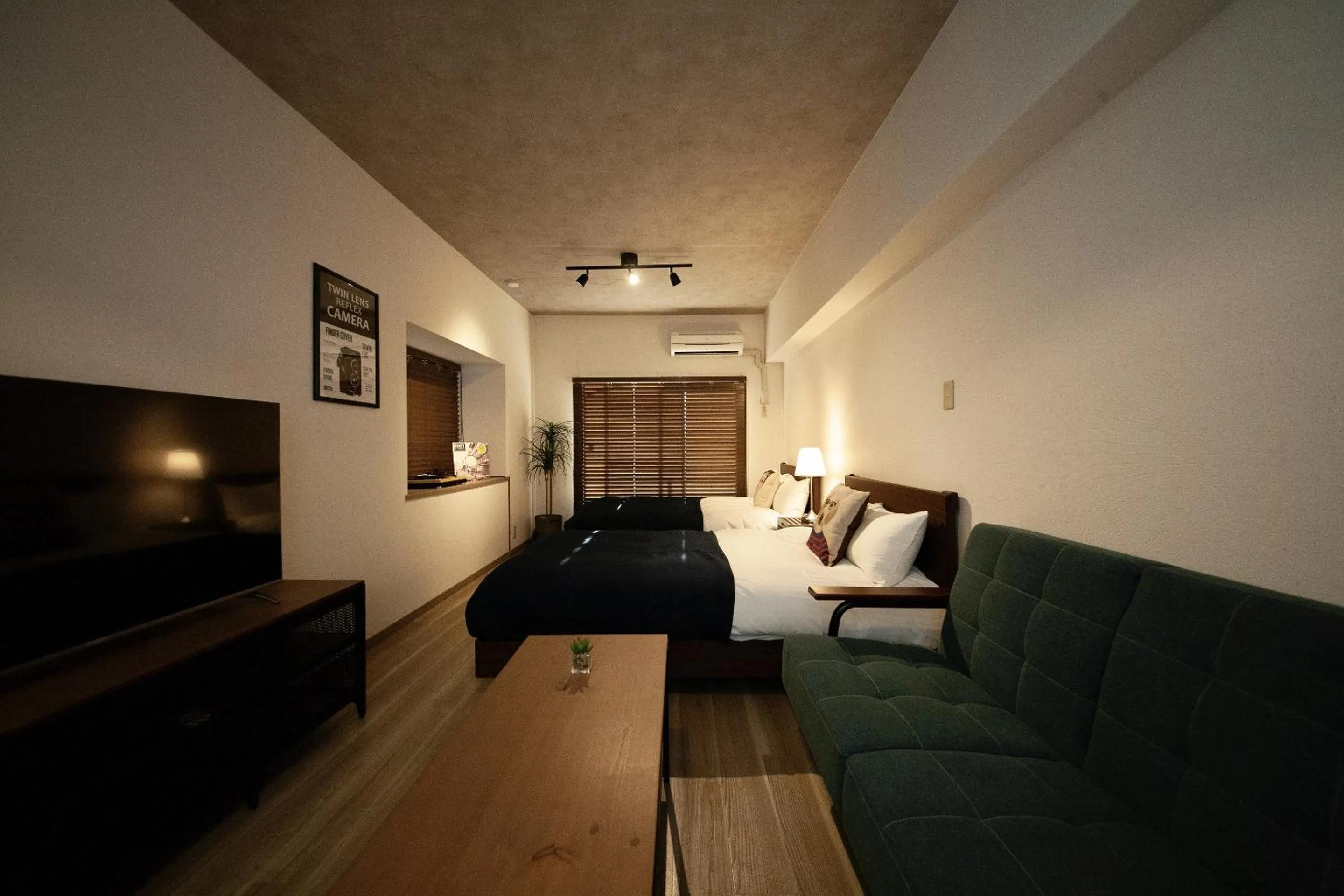 Photo of the whole room, Bed in goom Hotel Nakasu