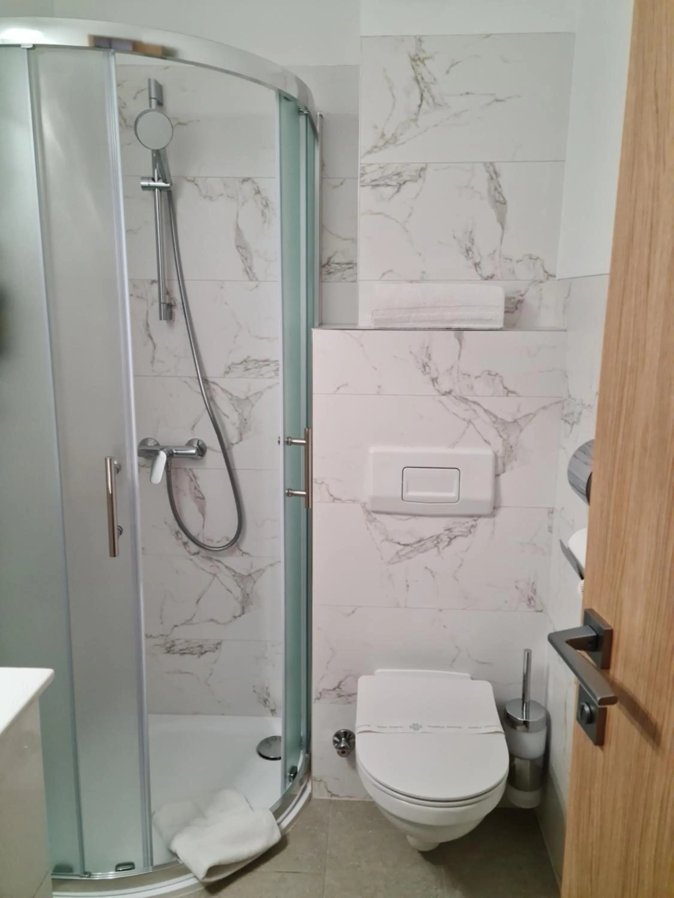 Bathroom in Hotel Adria