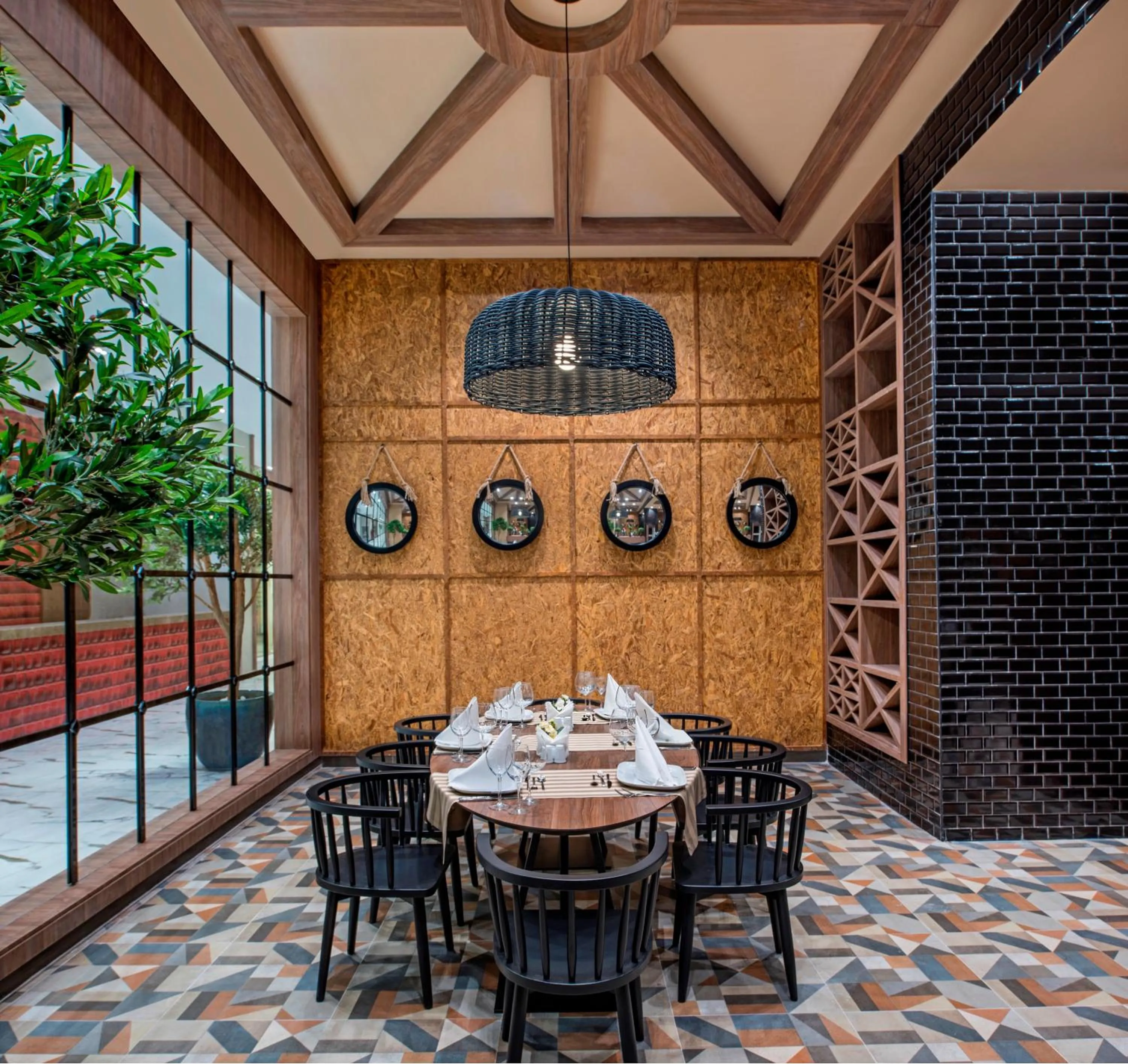 Restaurant/places to eat in Delphin BE Grand Resort