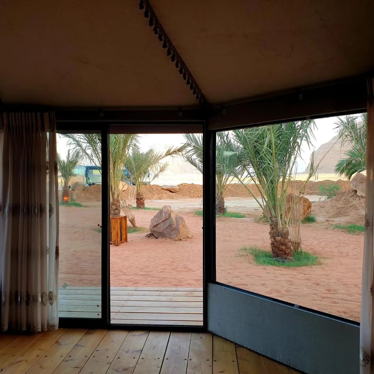 Day in Captains Desert Camp