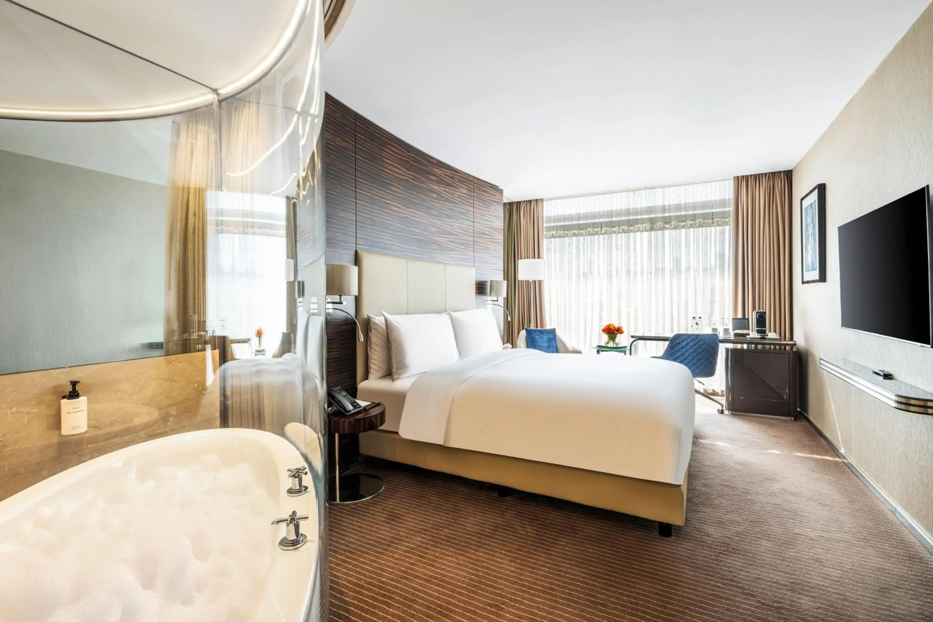 Photo of the whole room, Bed in Grand Ankara Hotel Convention Center