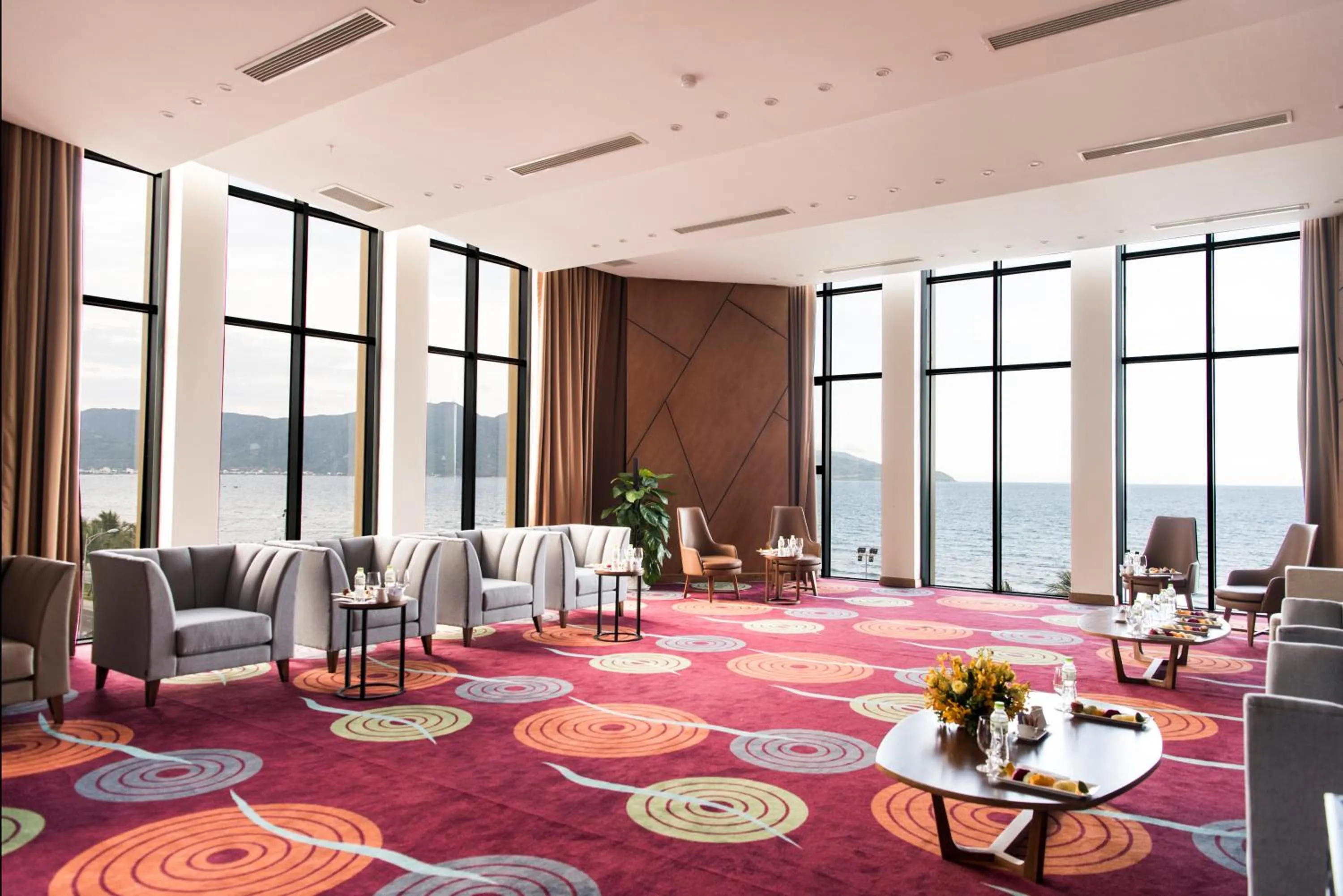 Meeting/conference room in Muong Thanh Luxury Danang Beach Hotel