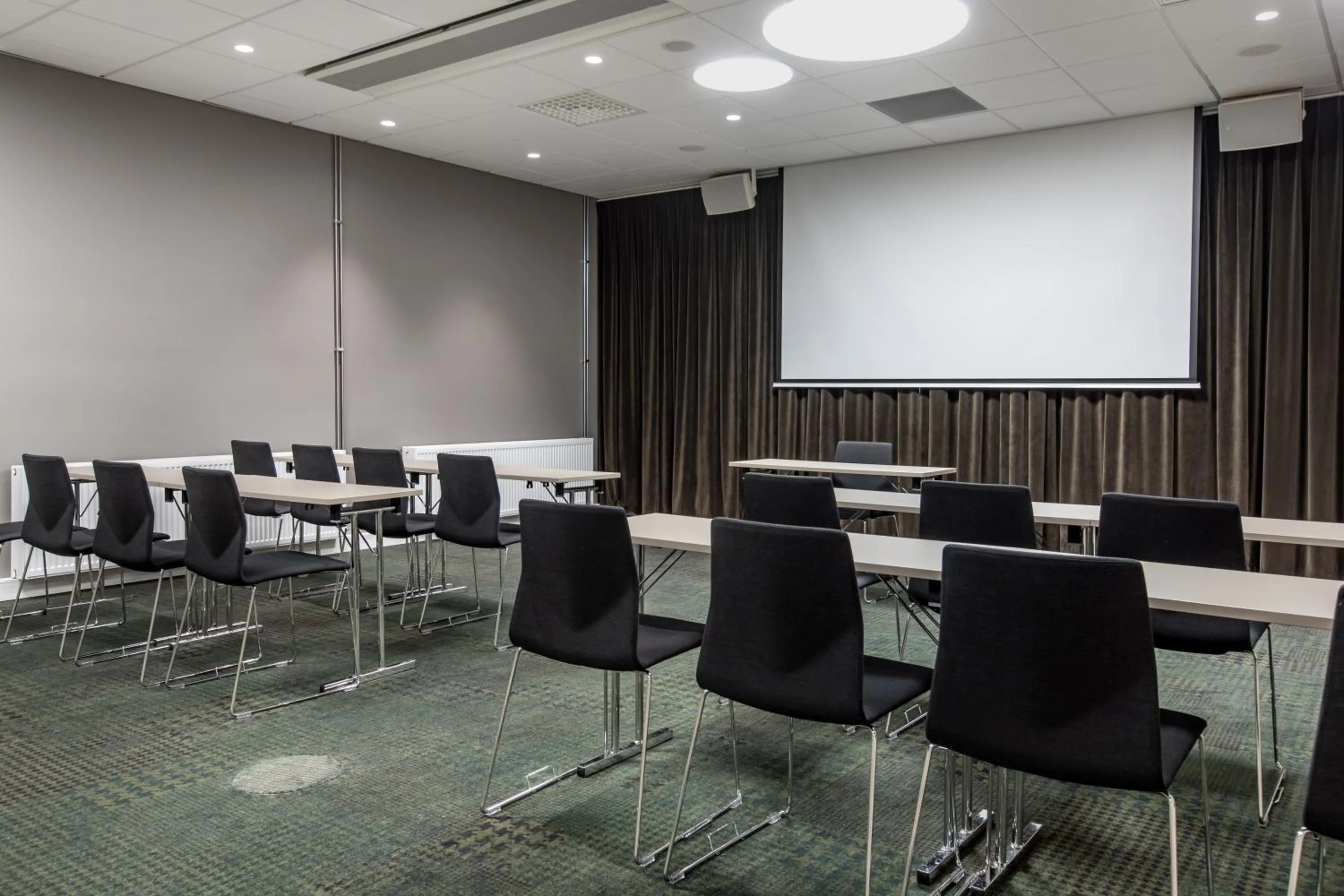 Meeting/conference room in Quality Airport Hotel Gardermoen