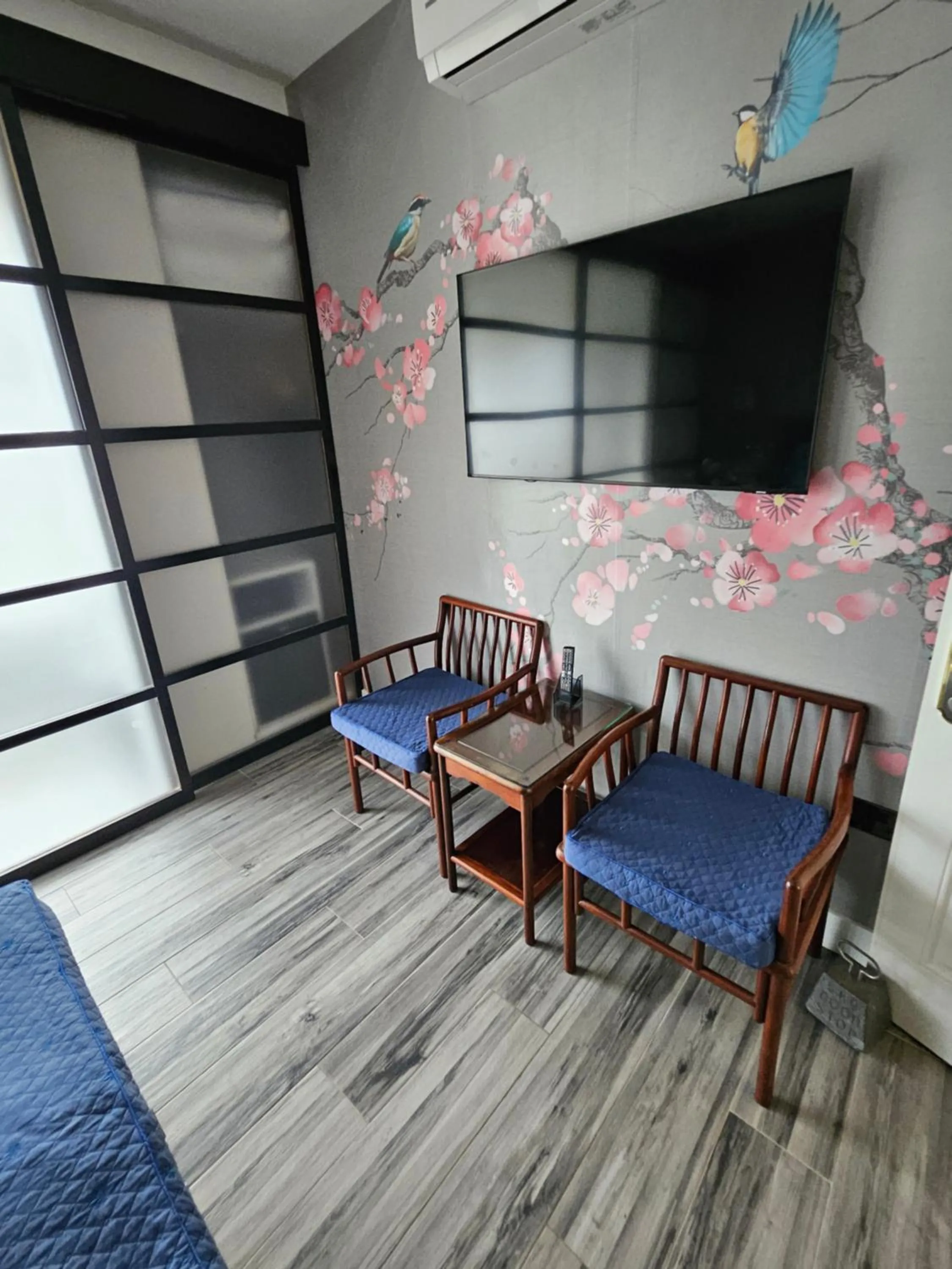 Seating area in Tower Guest House